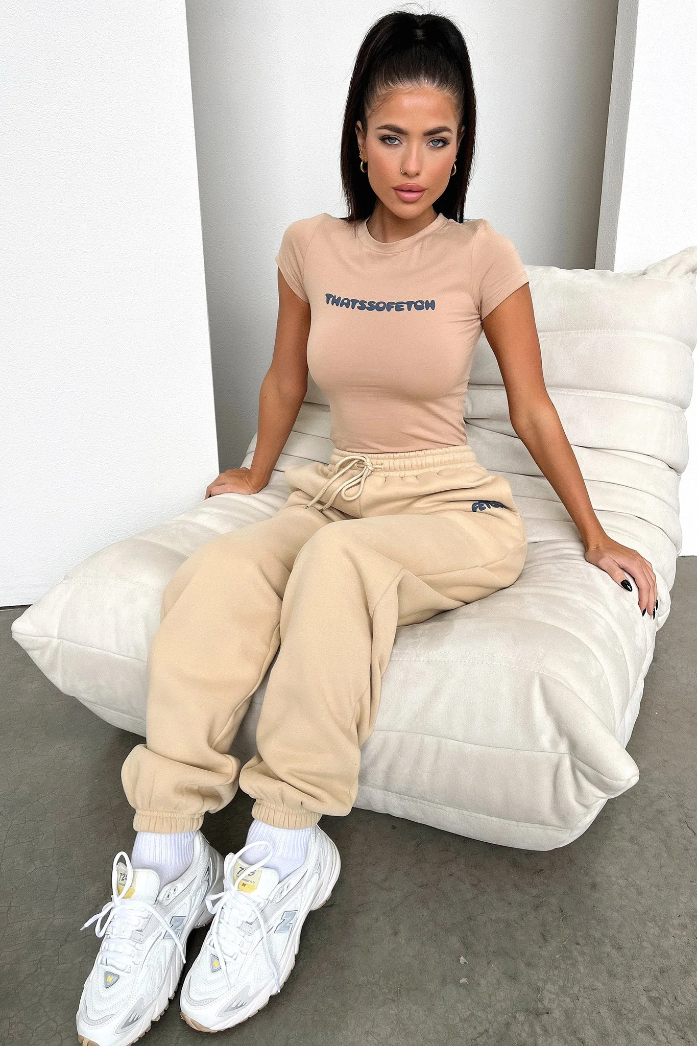 10091-series-3-sweatpants-beige-1.jpg