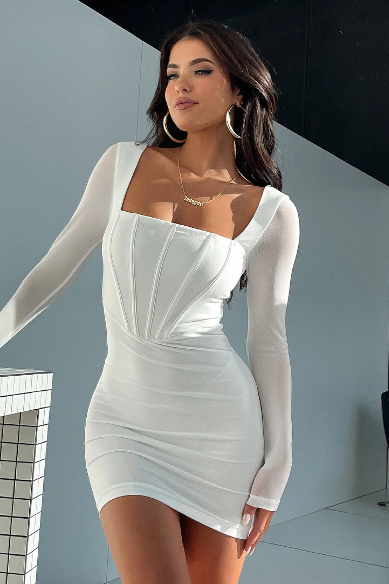 10366-gilmore-dress-white-1.webp