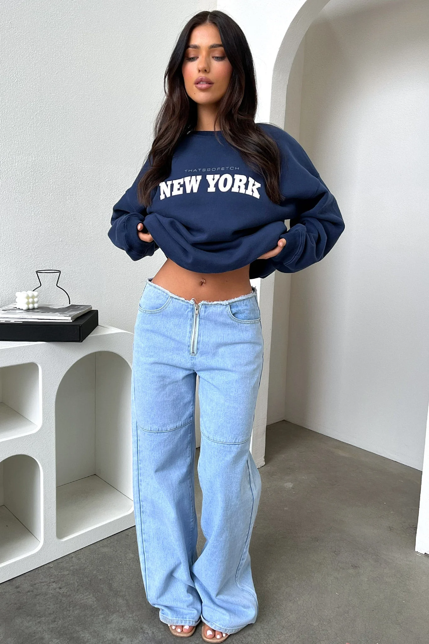 11515-new-york-crewneck-navy-1.webp