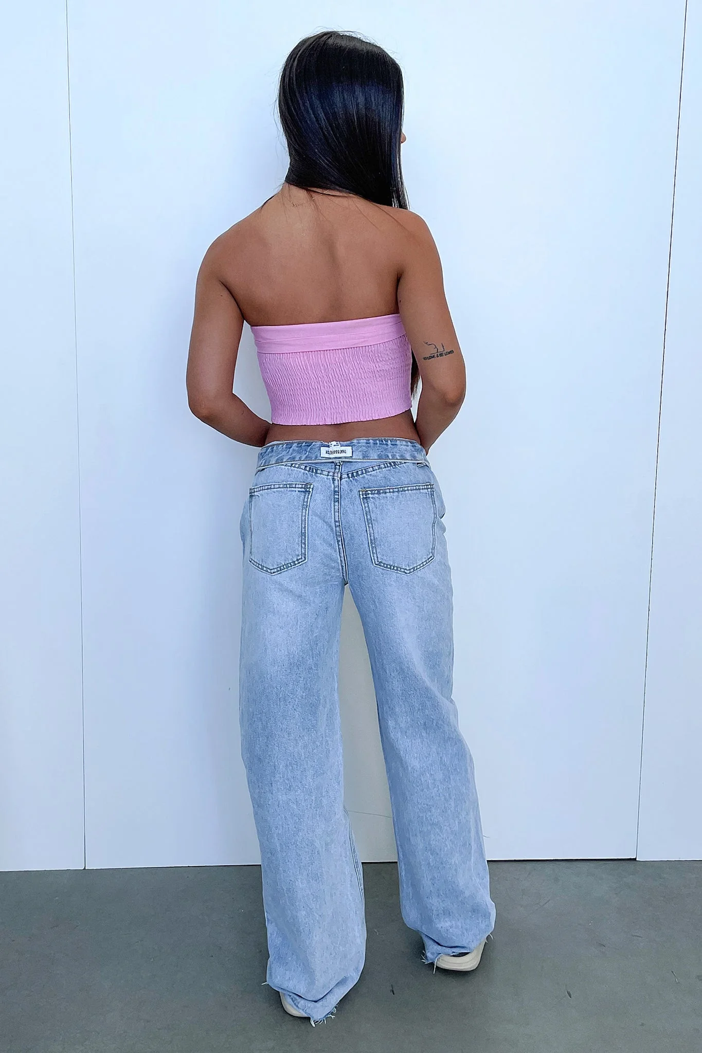 118-stephanie-crop-pink-1.webp