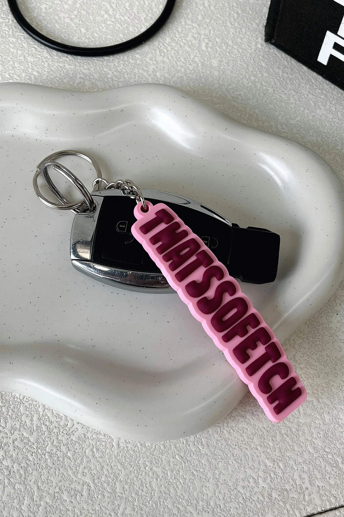 Rowan Keychain - Pink