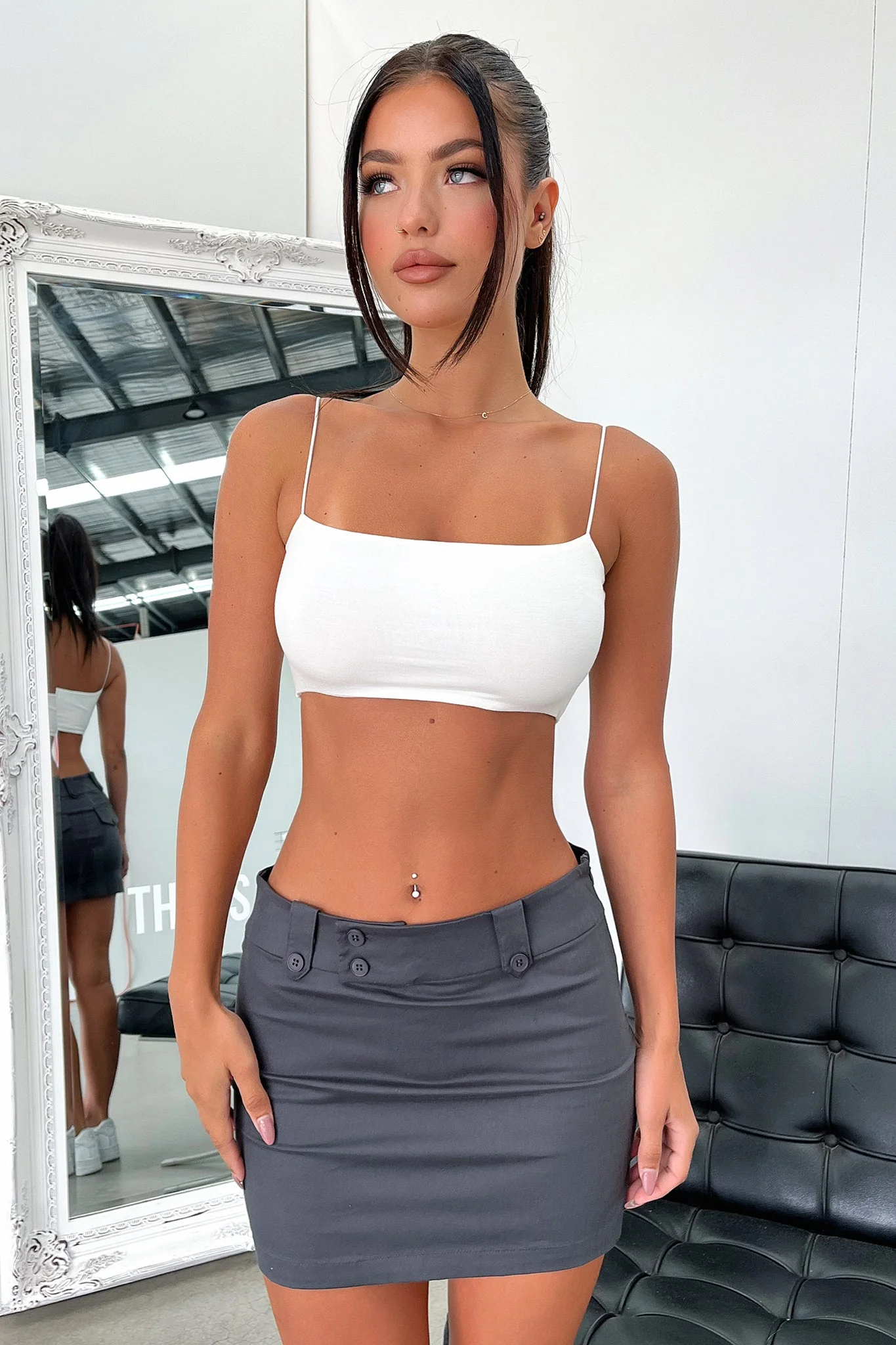 12349-kylan-mini-skirt-grey-1.webp
