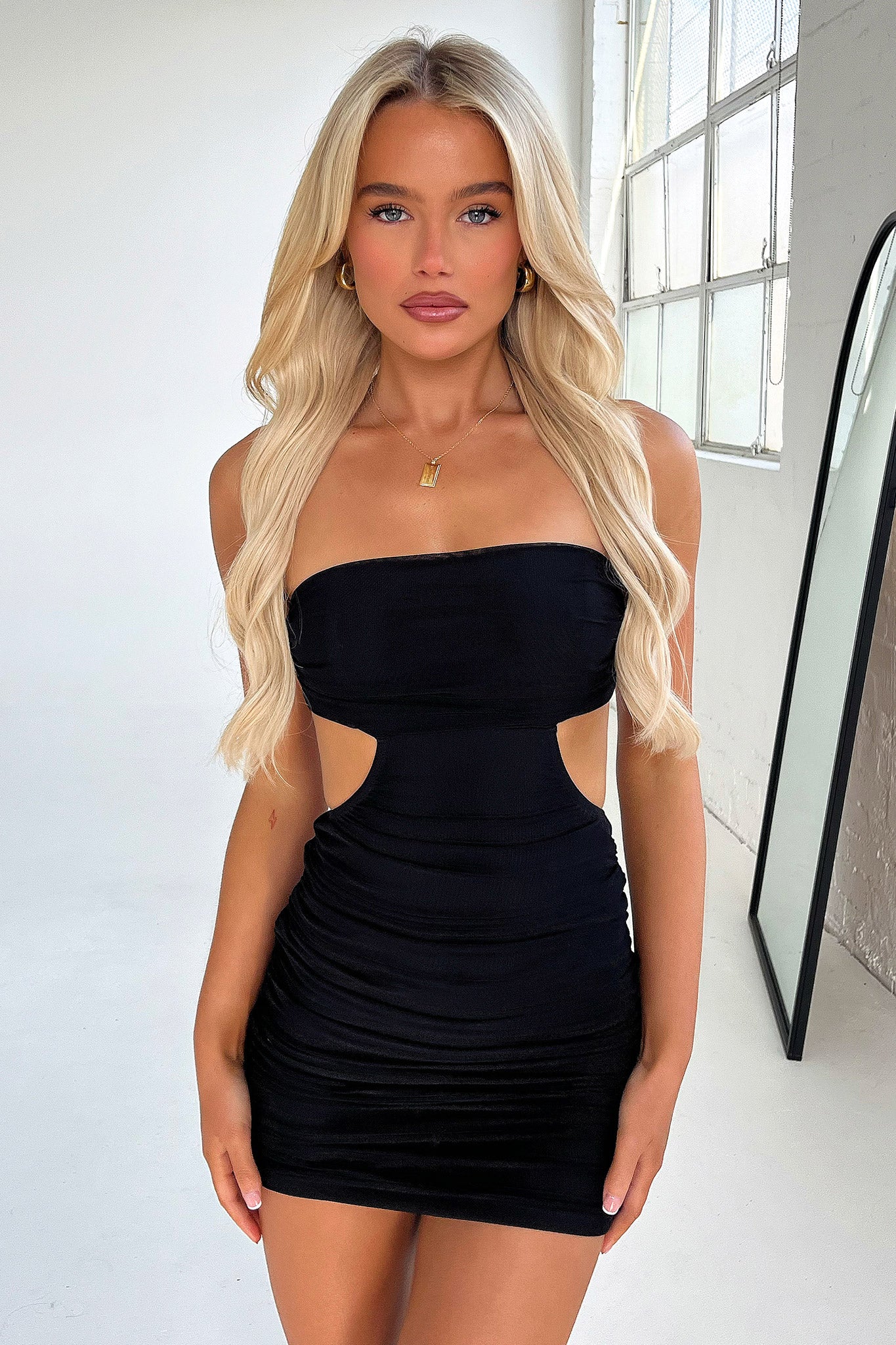 12425-pheobe-strapless-mini-dress-black-1.jpg