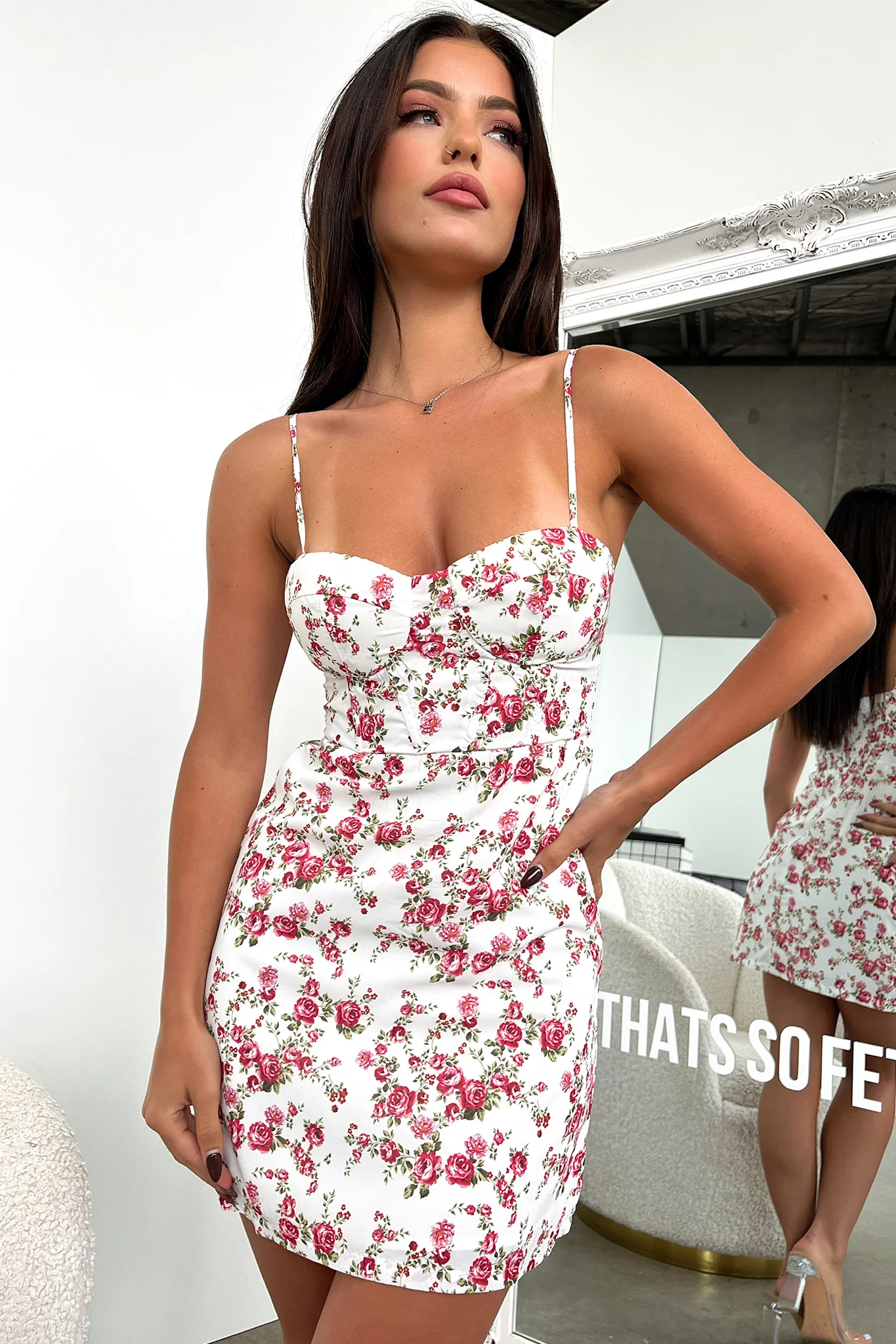 13121-rory-dress-red-floral-1.webp