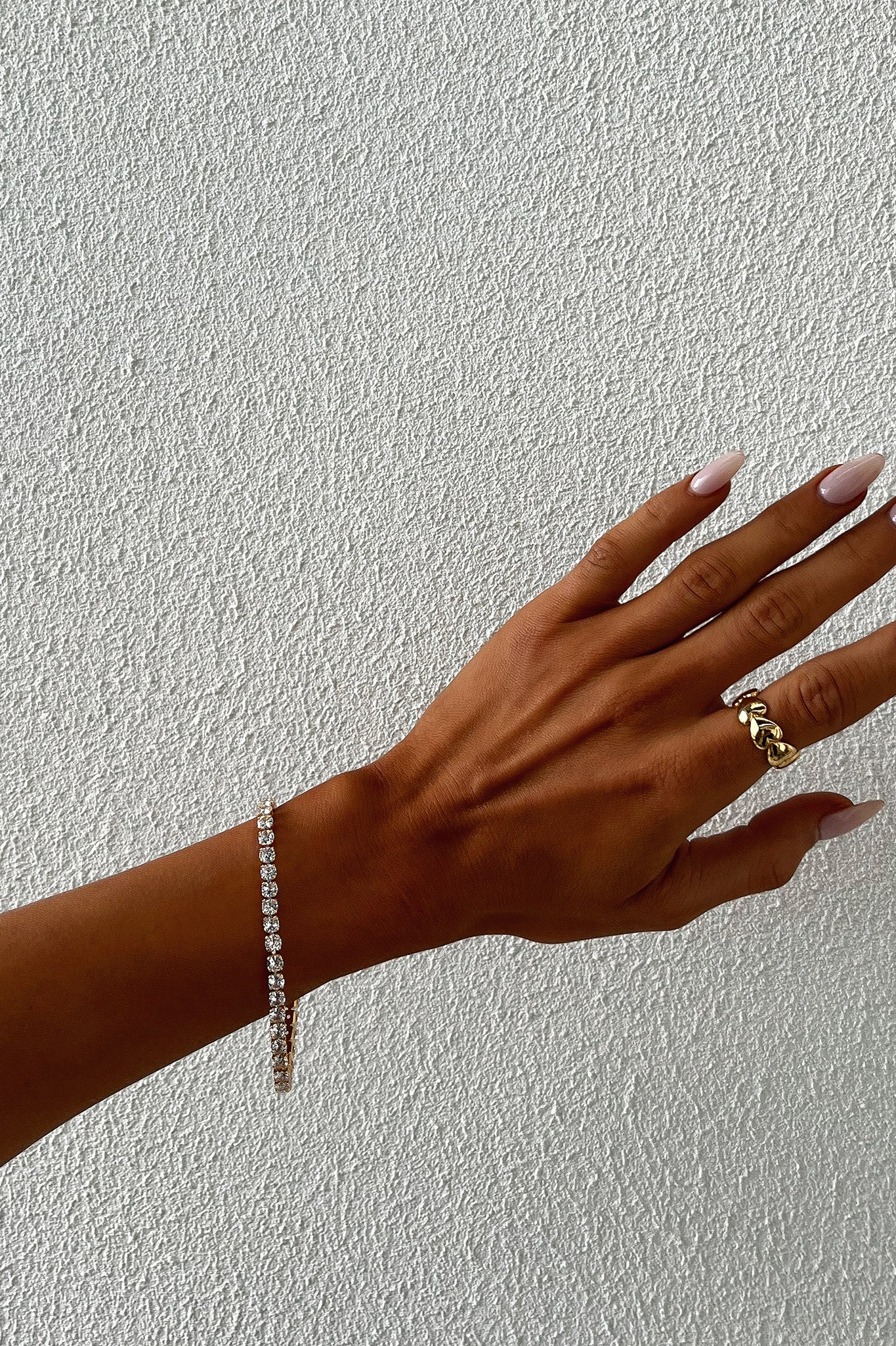 1323-allegra-tennis-bracelet-18k-gold-plated-1.jpg