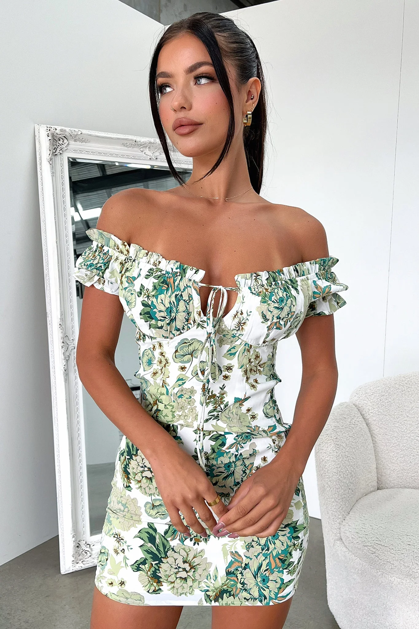 13666-maisie-dress-green-white-floral-1.webp