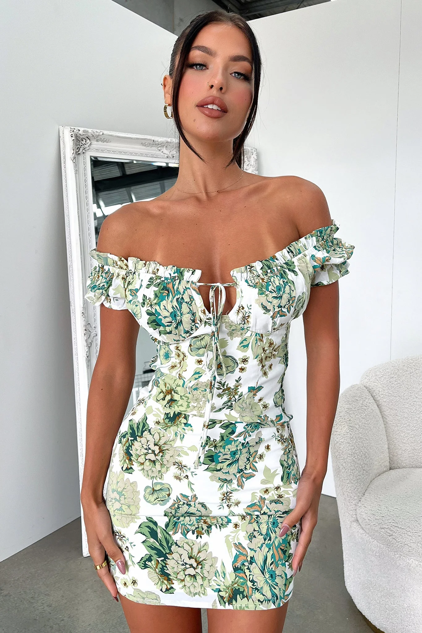 13666-maisie-dress-green-white-floral-1.webp