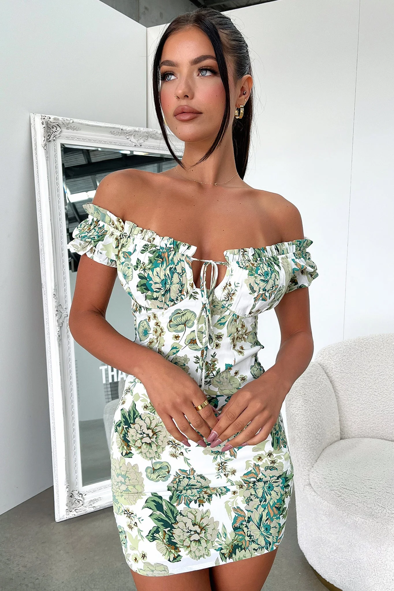 13666-maisie-dress-green-white-floral-1.webp