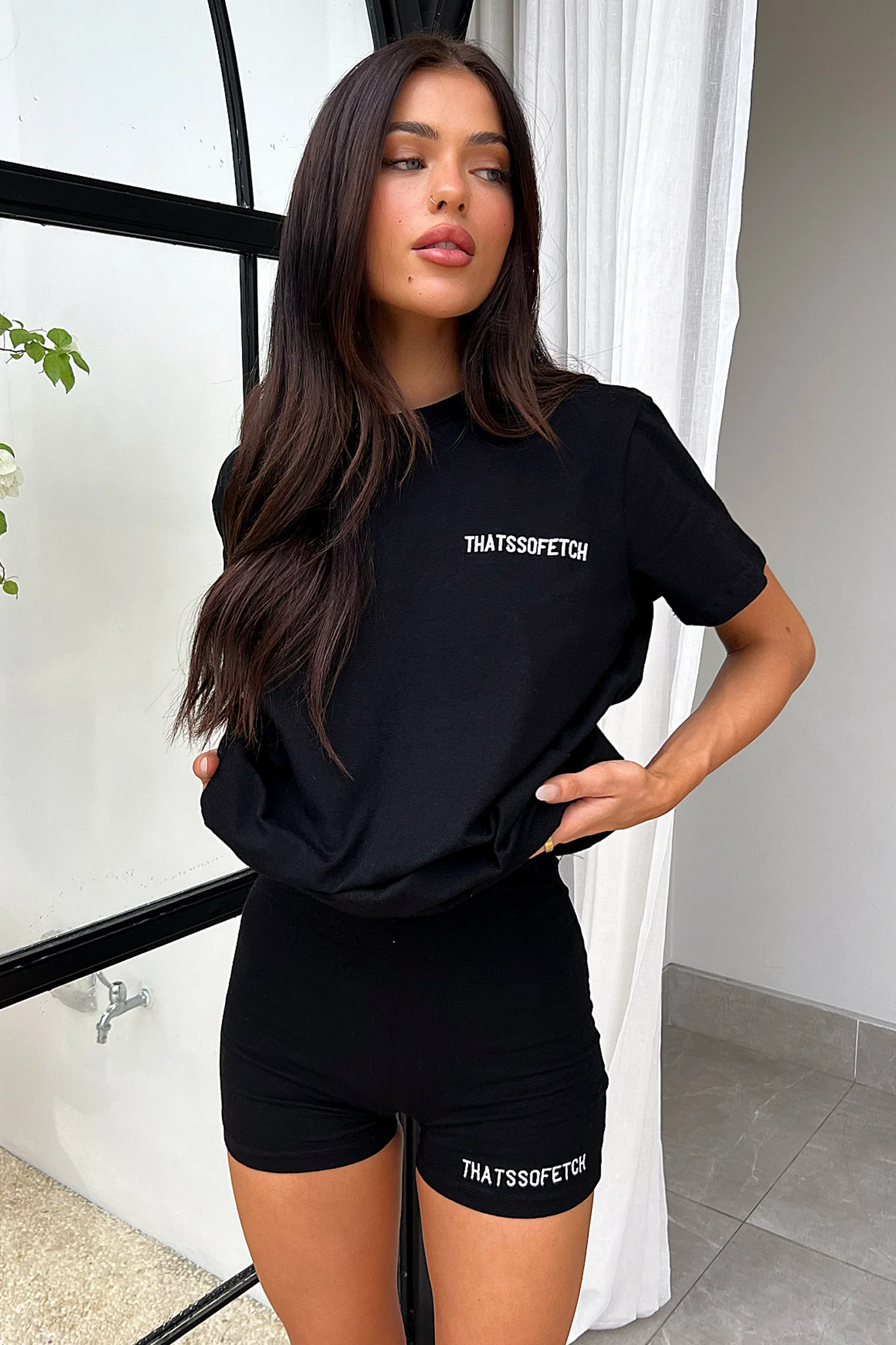 147-jaska-tee-black-1.webp