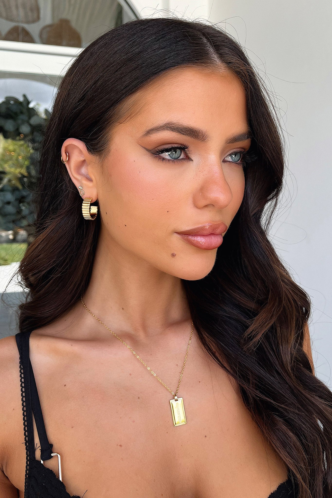 1516-adel-hoop-earring-gold-1.jpg