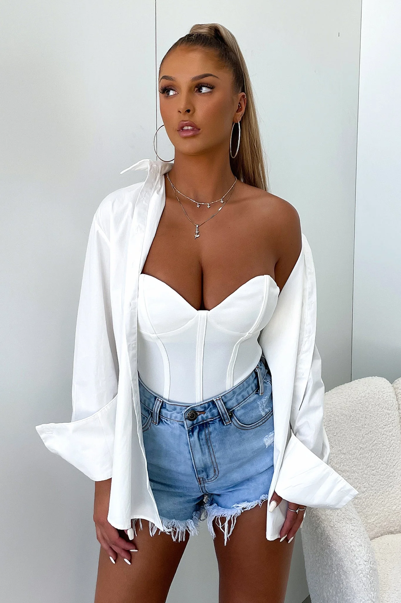 16399-remedy-shirt-white-1.webp