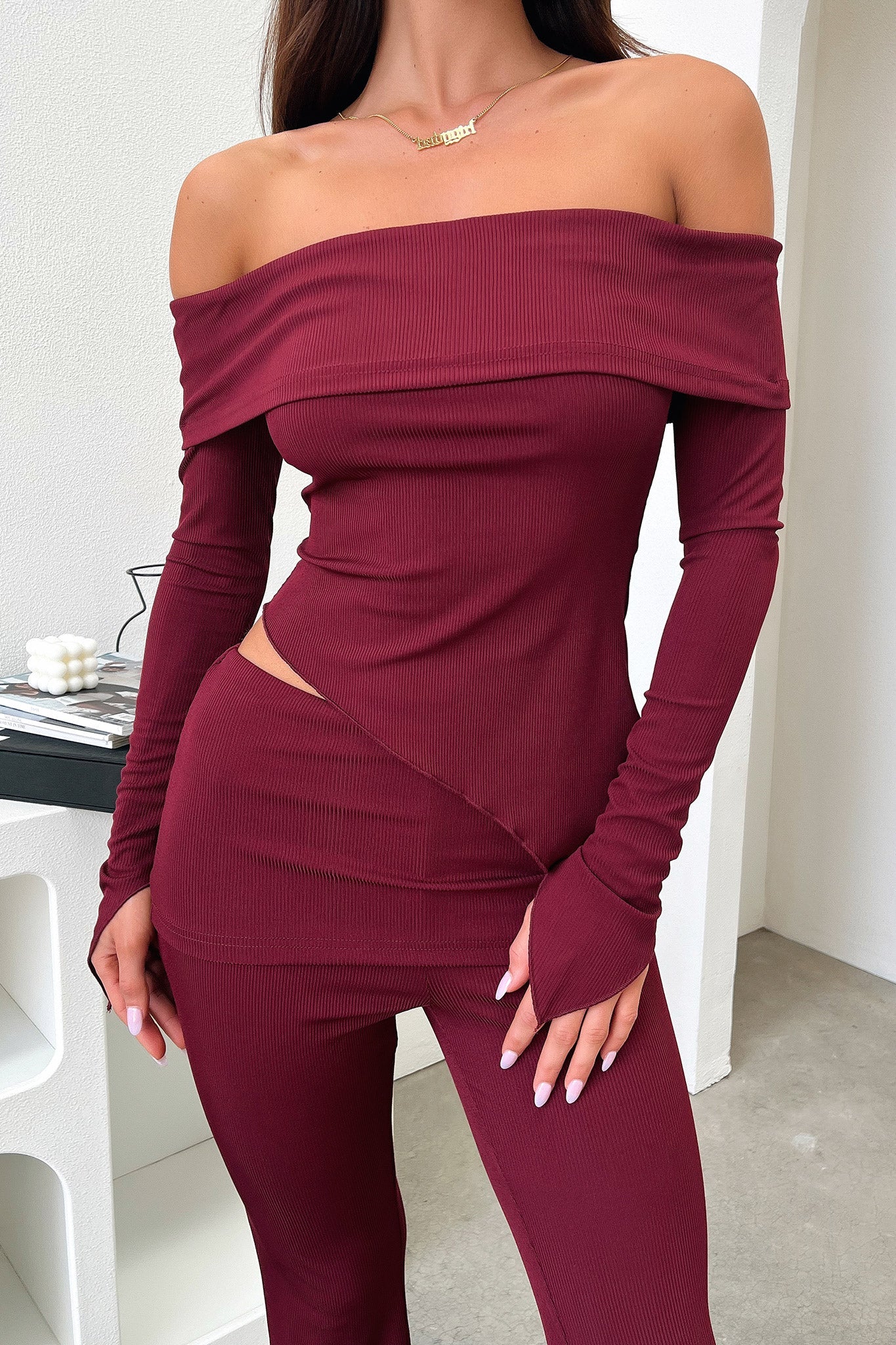 17288-aniston-pants-burgundy-1.jpg