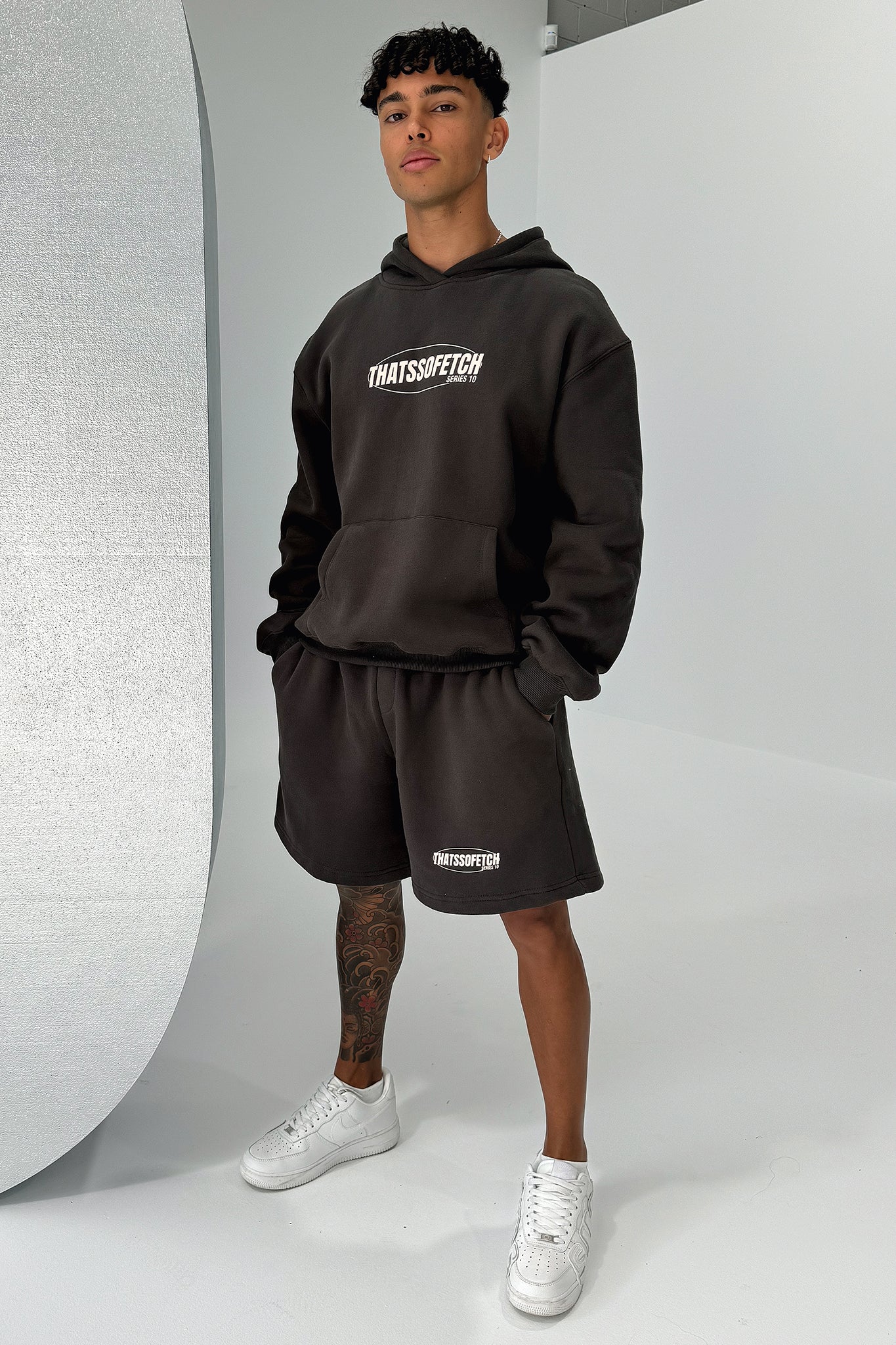 17696-series-10-hoodie-charcoal-1.webp