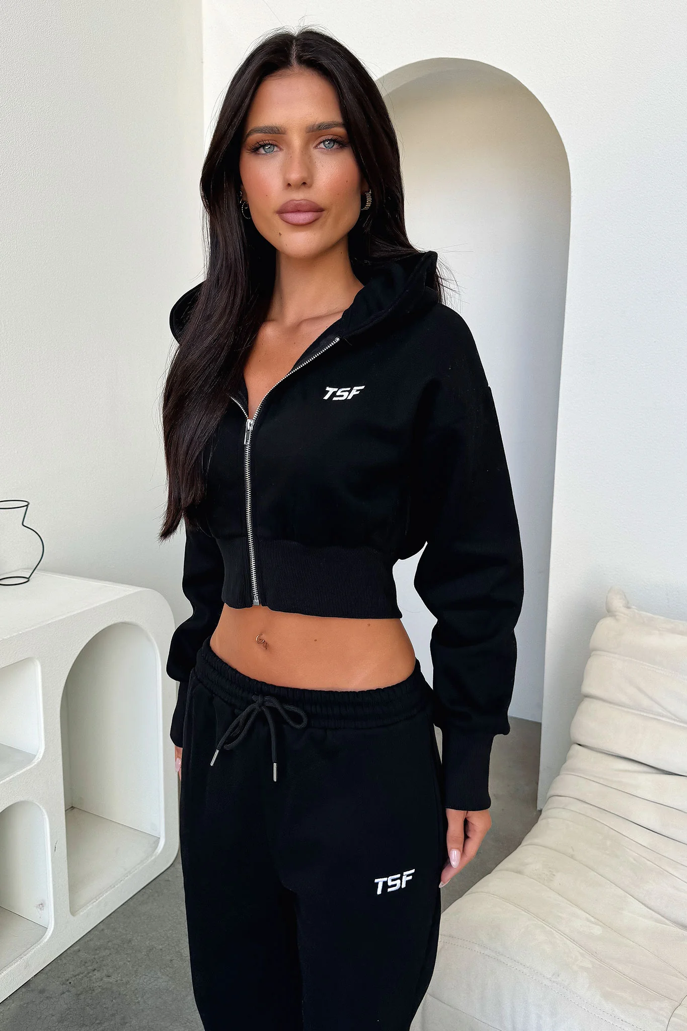 17764-kaztek-cropped-jacket-black-1.webp