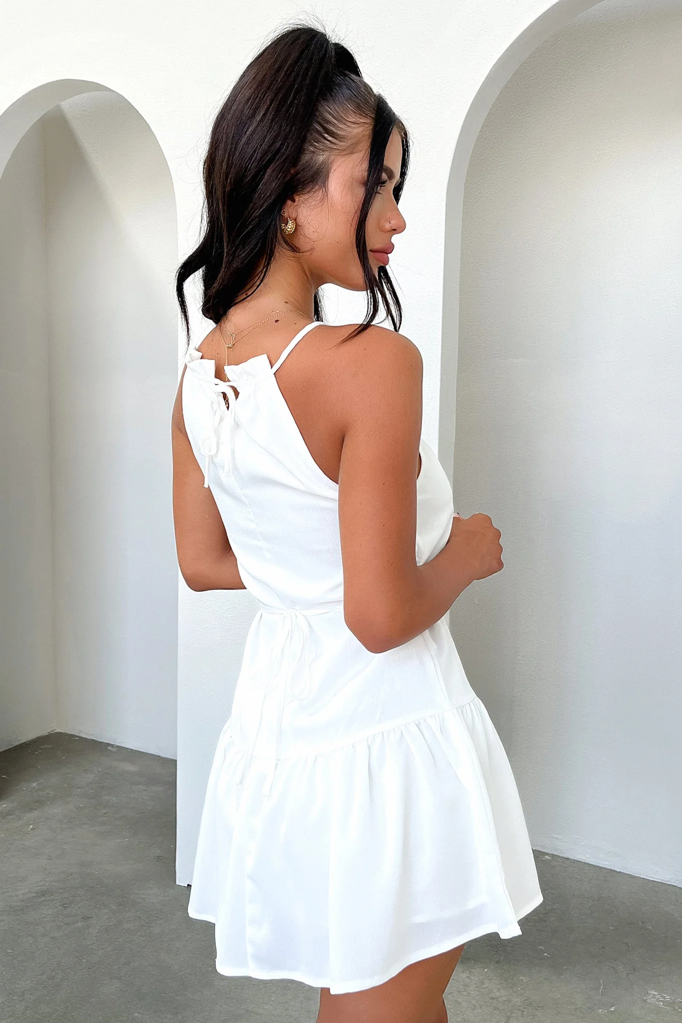 17999-lyra-dress-white-1.webp