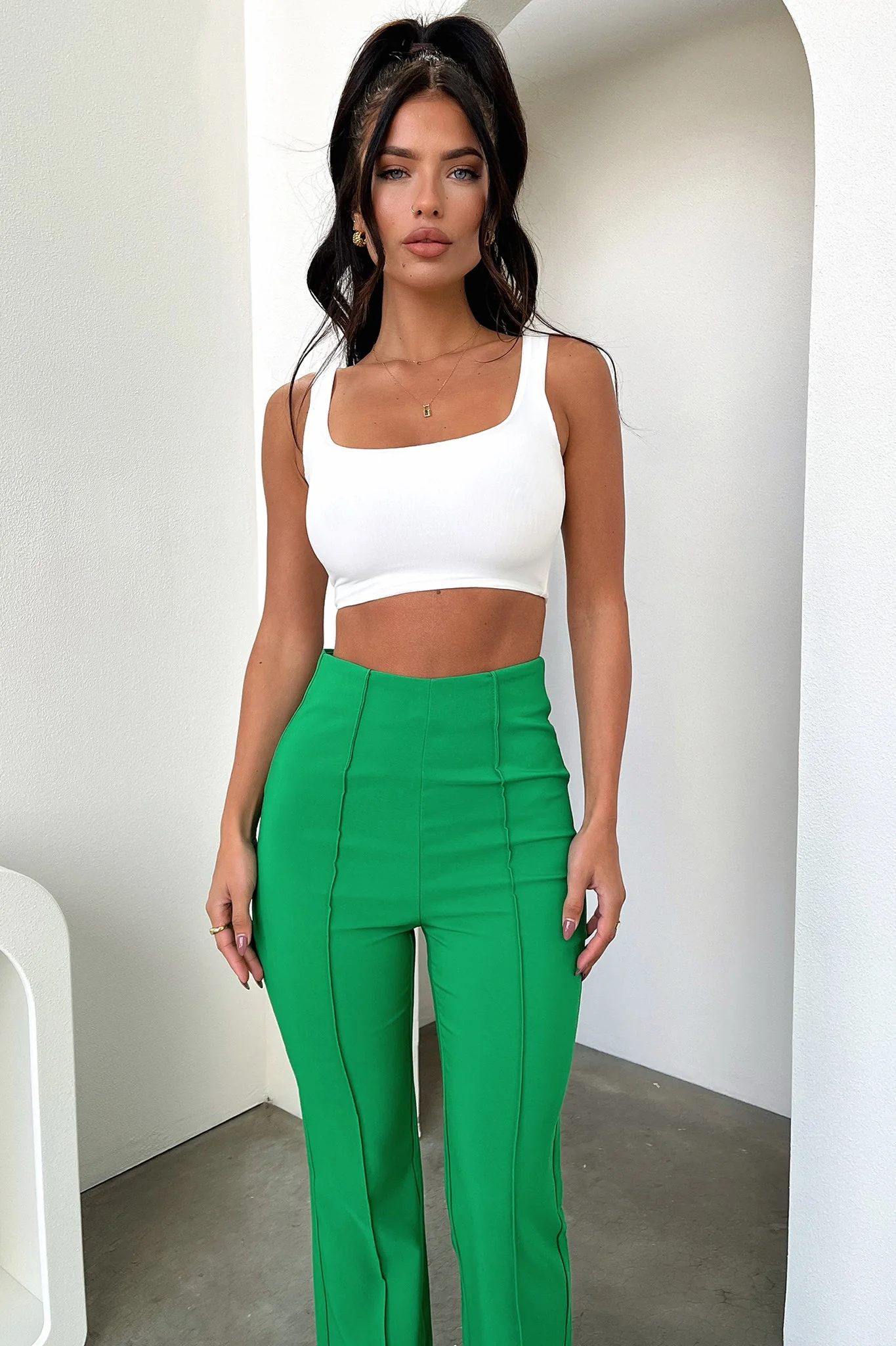 18421-isiah-pants-green-1.webp