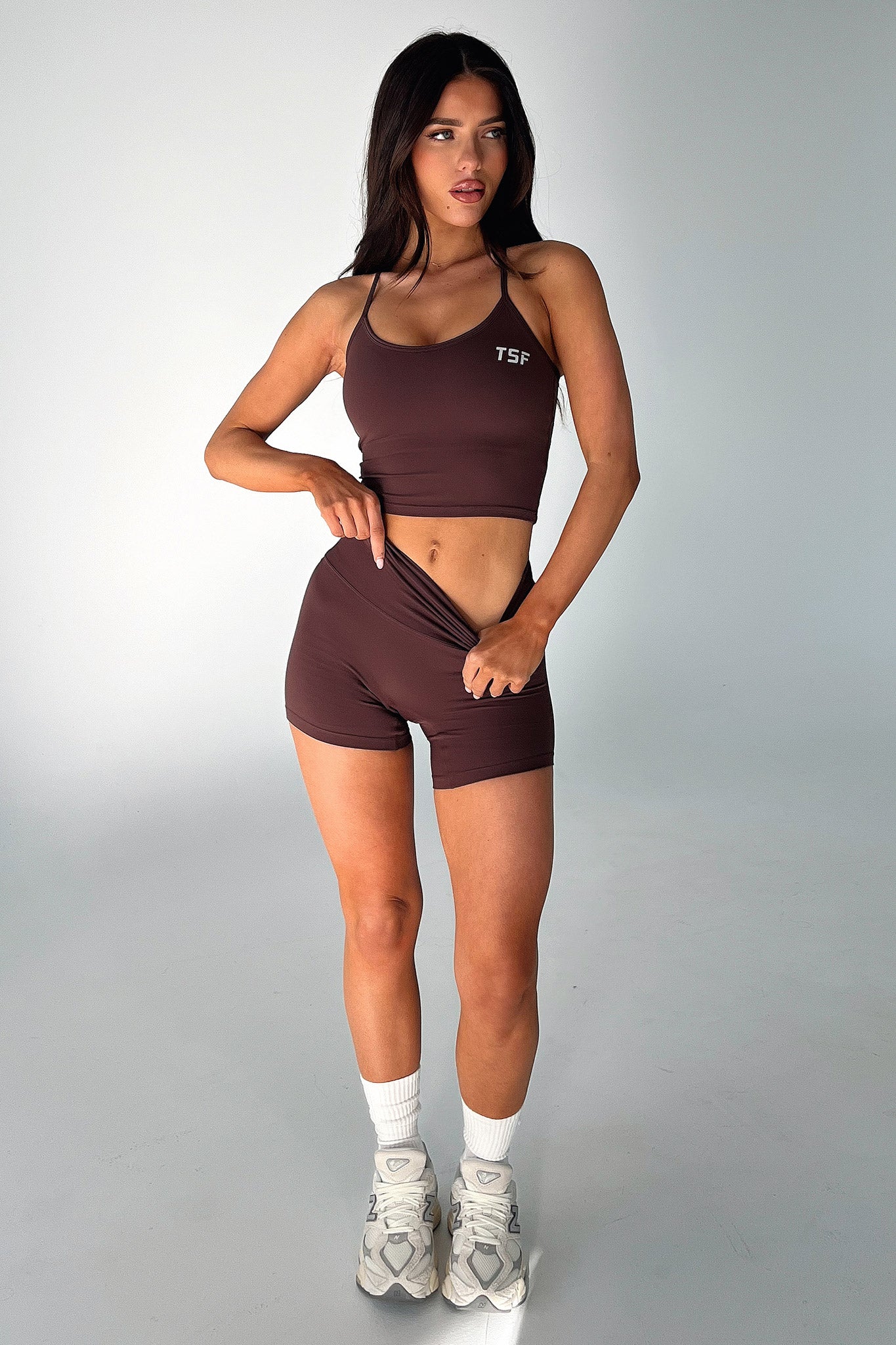 19114-davis-bike-shorts-brown-1.webp
