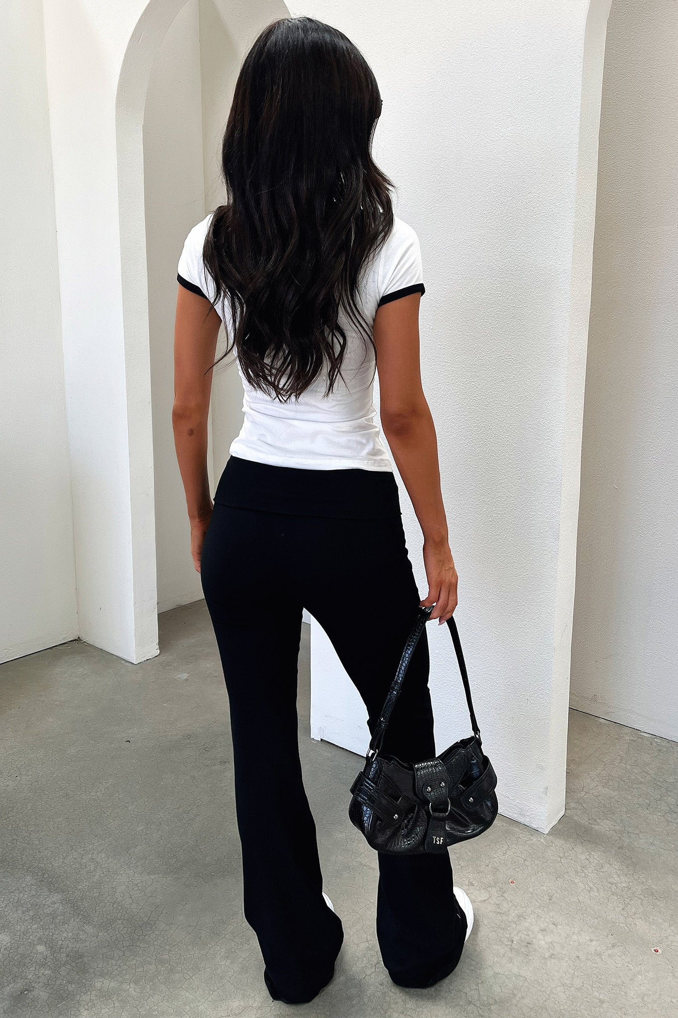 19156-verde-pants-black-1.jpg