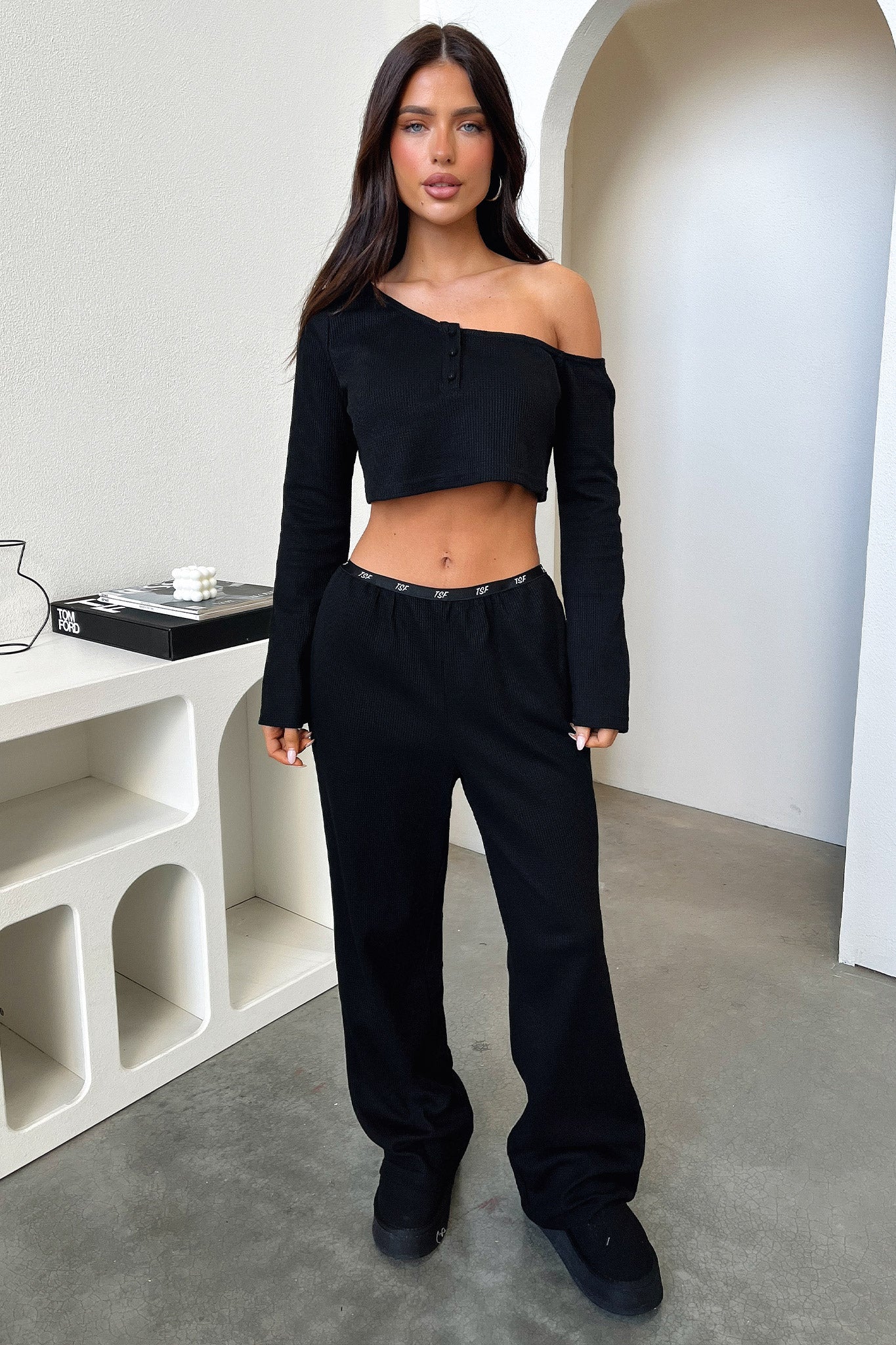 19576-dana-straight-leg-lounge-pants-black-1.jpg
