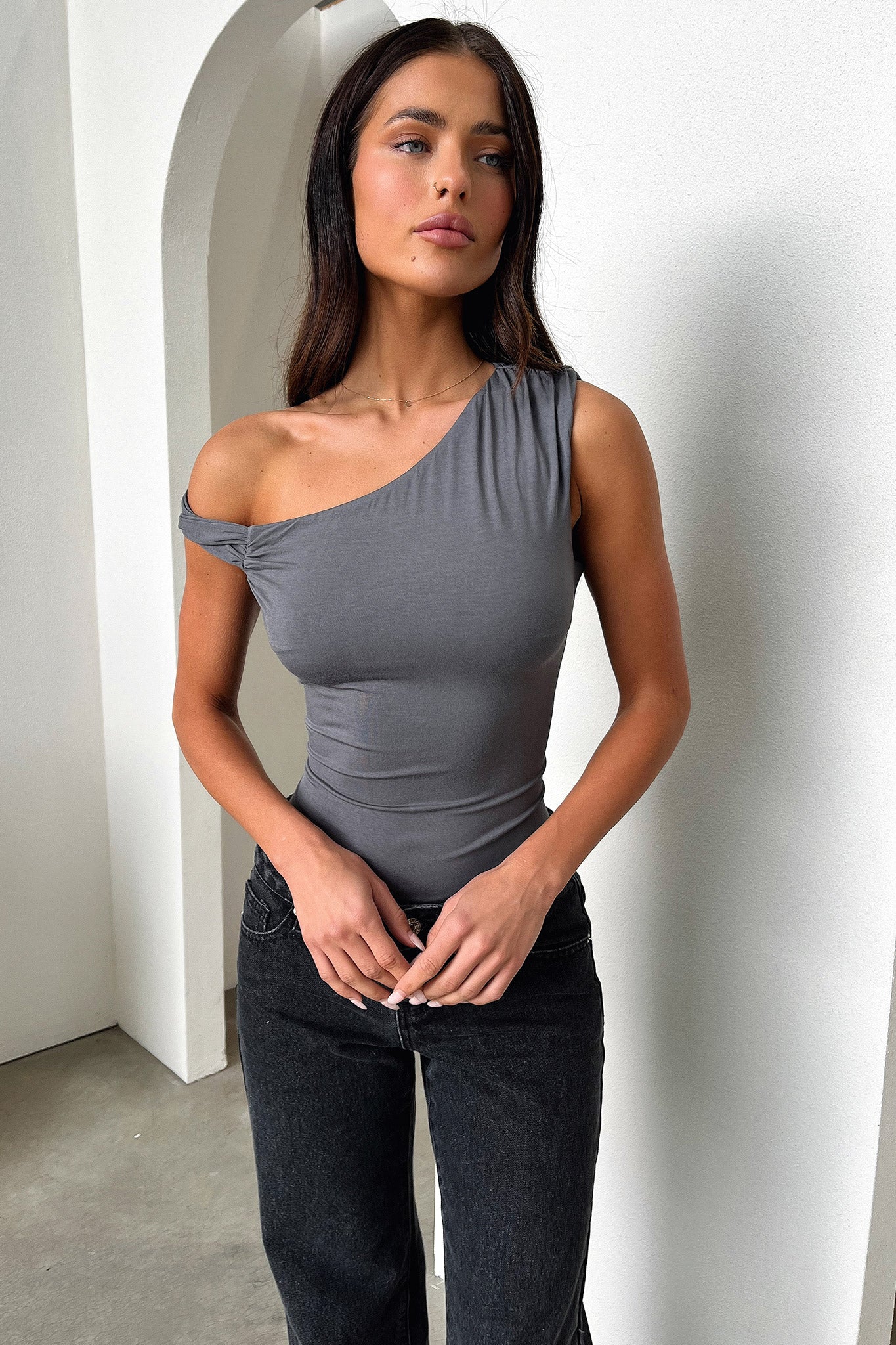 20203-aspen-bodysuit-charcoal-1.webp