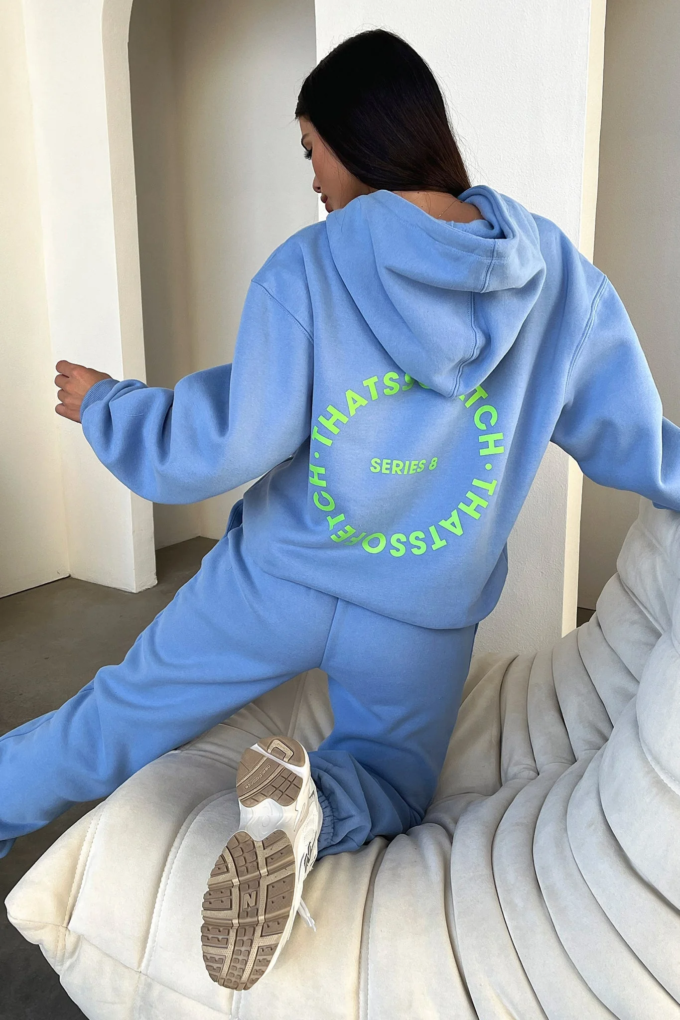 21305-series-8-sweatpants-blue-1.webp