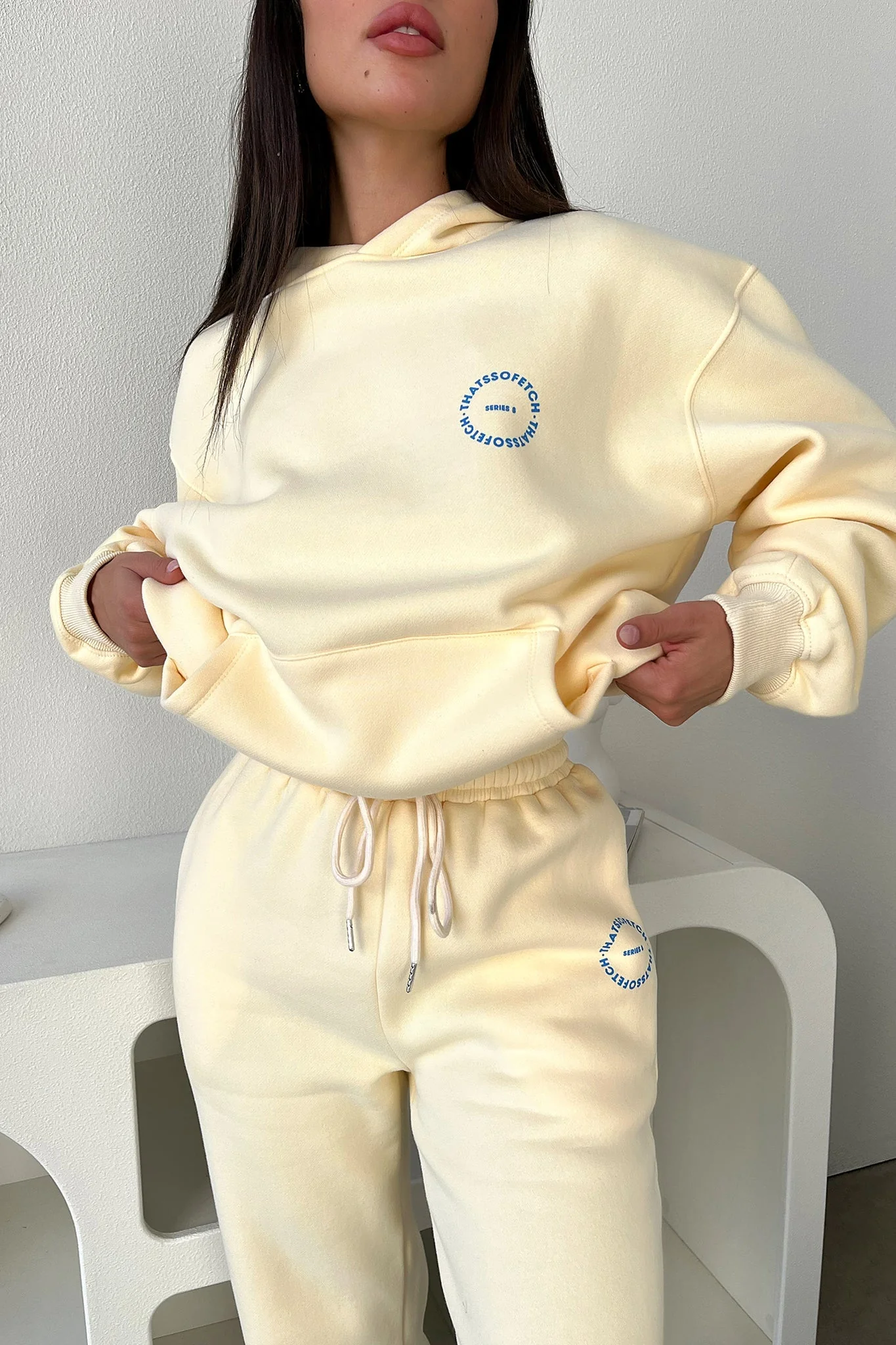 21502-series-8-sweatpants-cream-1.webp