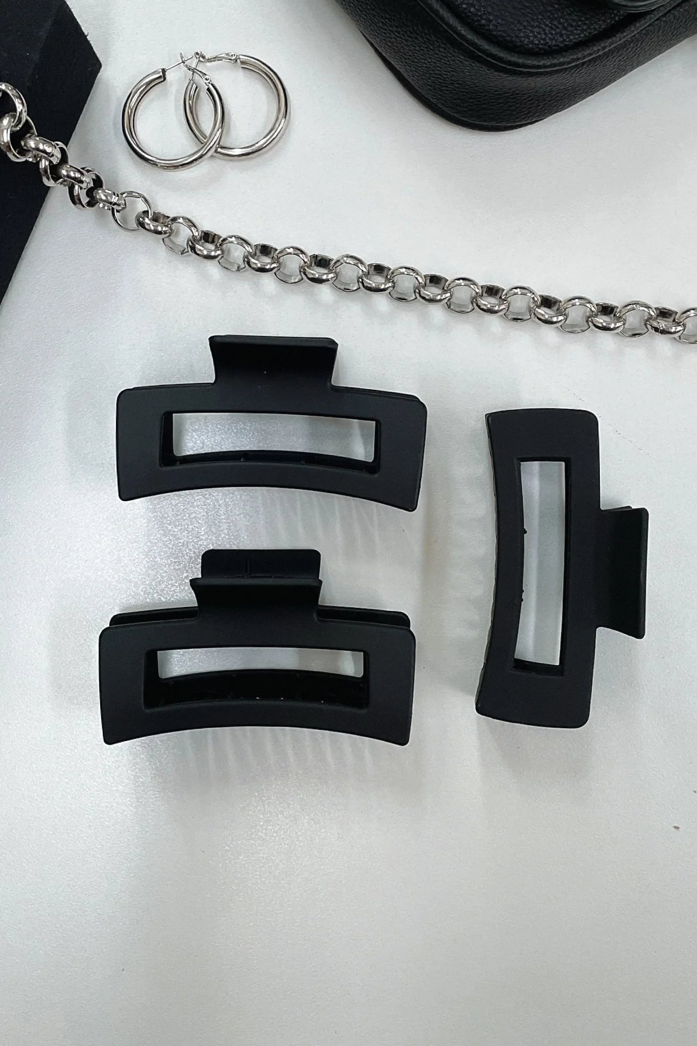 Mika Claw Clip - Black