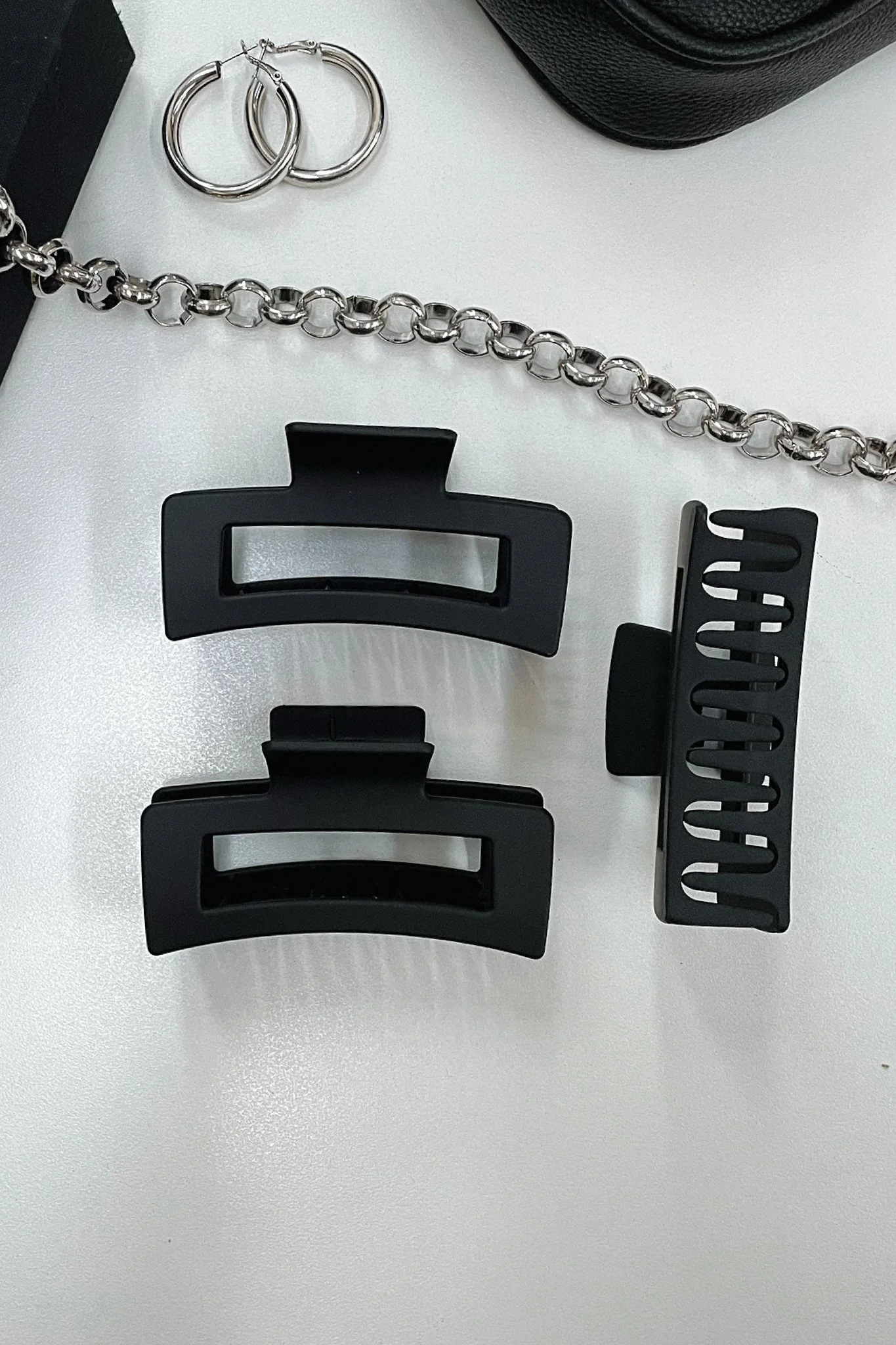 216-mika-claw-clip-black-1.webp