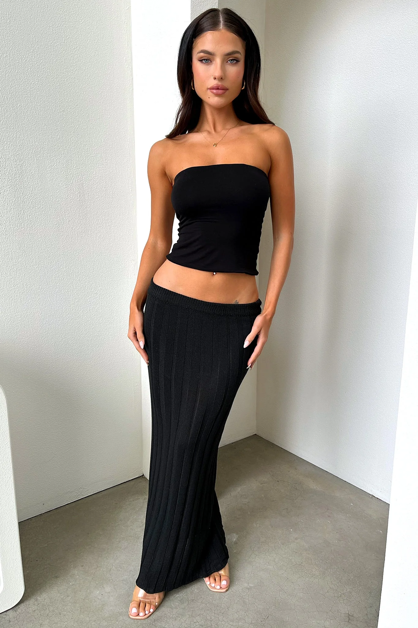21633-sameera-maxi-skirt-black-1.jpg