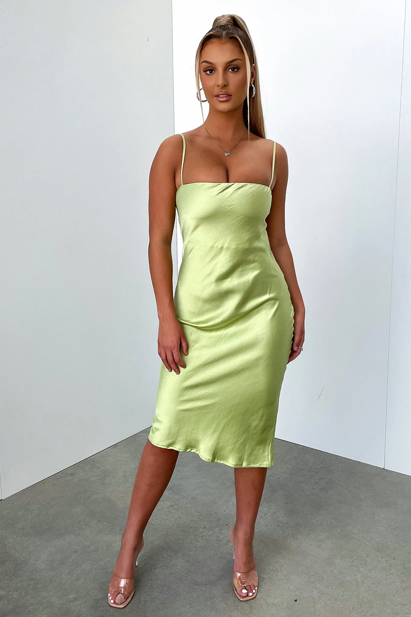 21755-midnight-dress-green-1.webp
