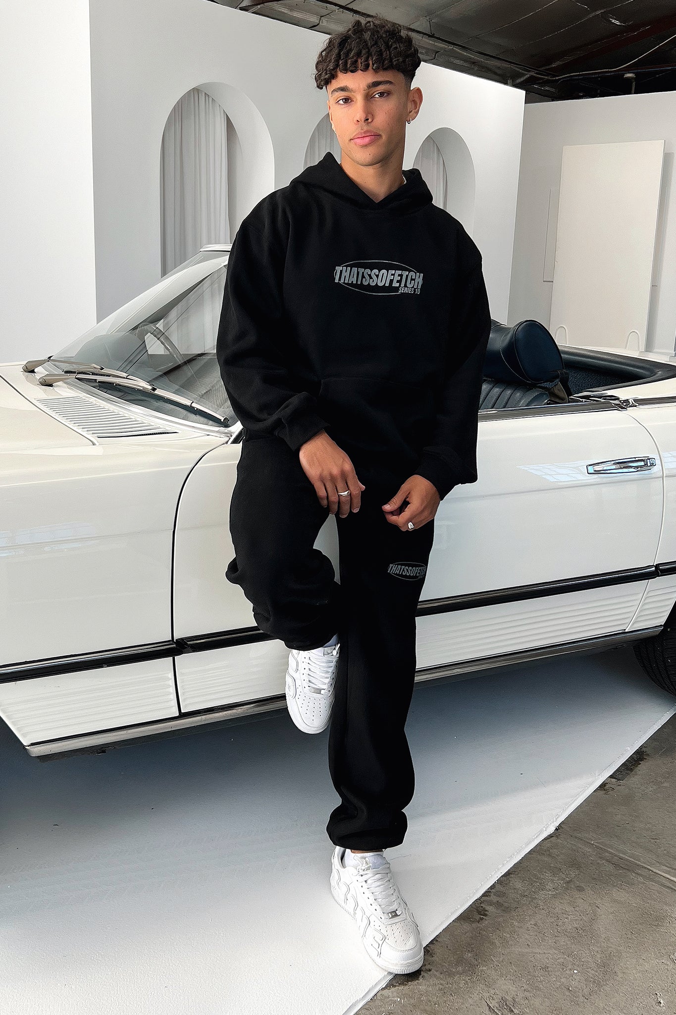 22425-series-10-sweatpants-black-1.jpg