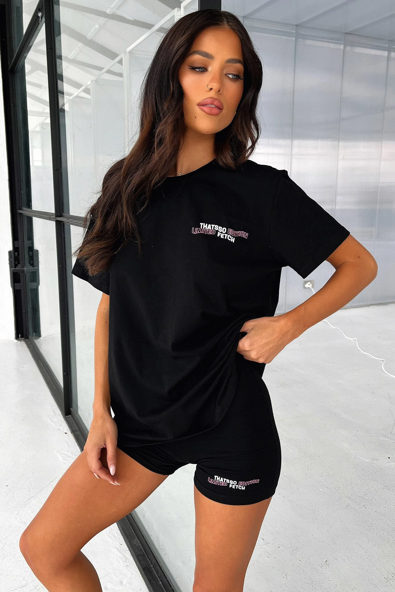 22457-limited-edition-oversized-tee-black-1.jpg