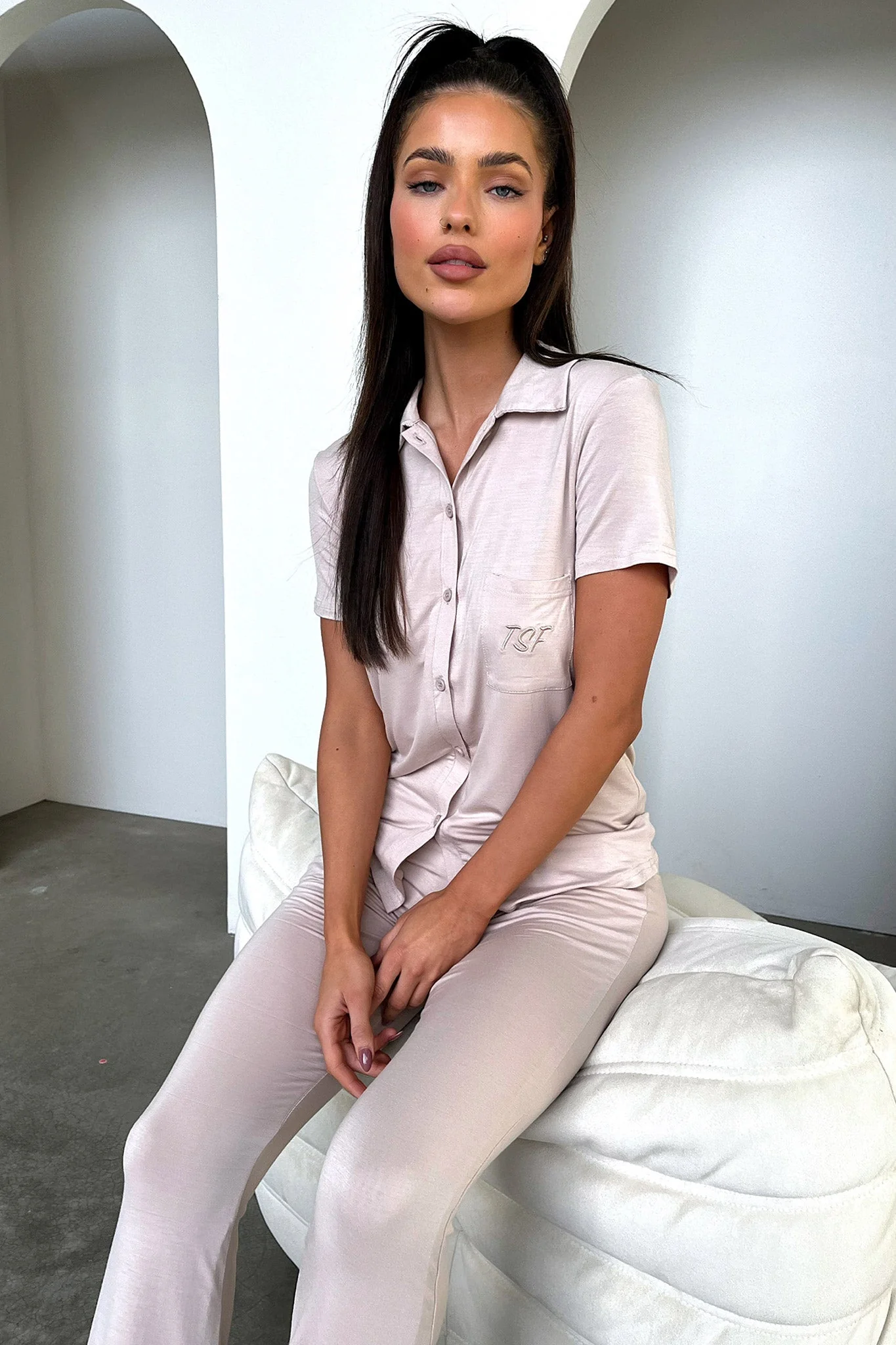 22473-rayne-top-beige-1.webp