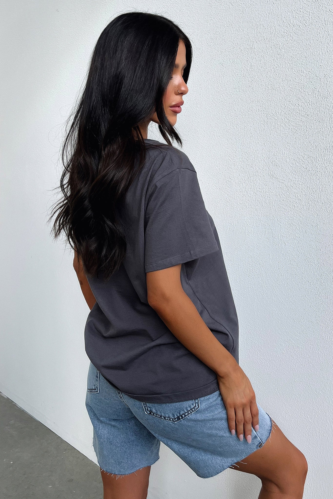 23038-homestretch-oversized-tee-charcoal-1.jpg