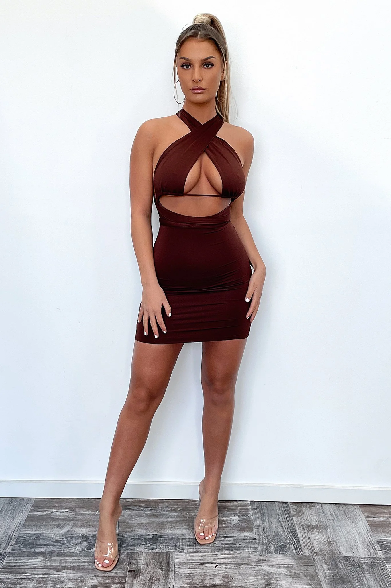 23096-skyler-dress-brown-1.webp