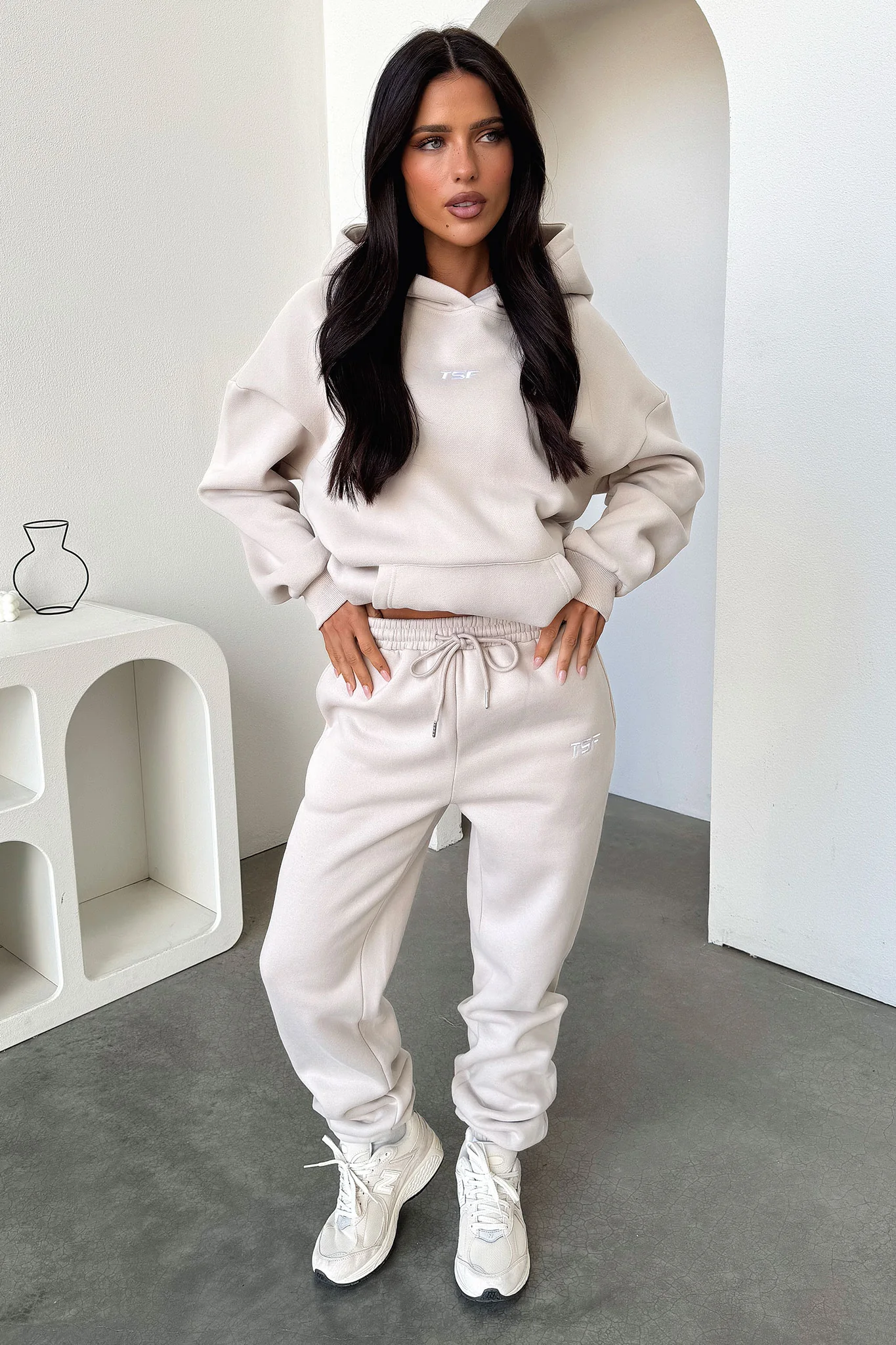 23323-kaztek-sweatpants-bone-1.webp