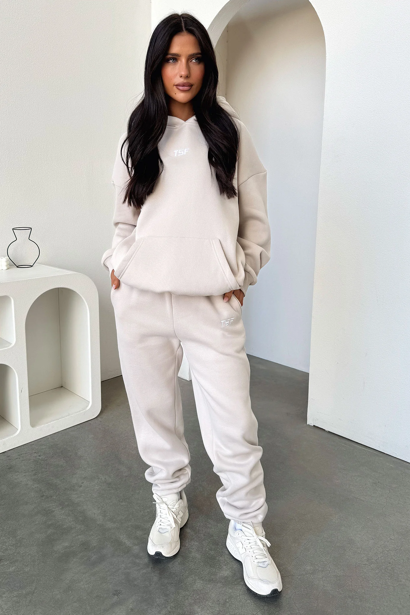 23323-kaztek-sweatpants-bone-1.webp
