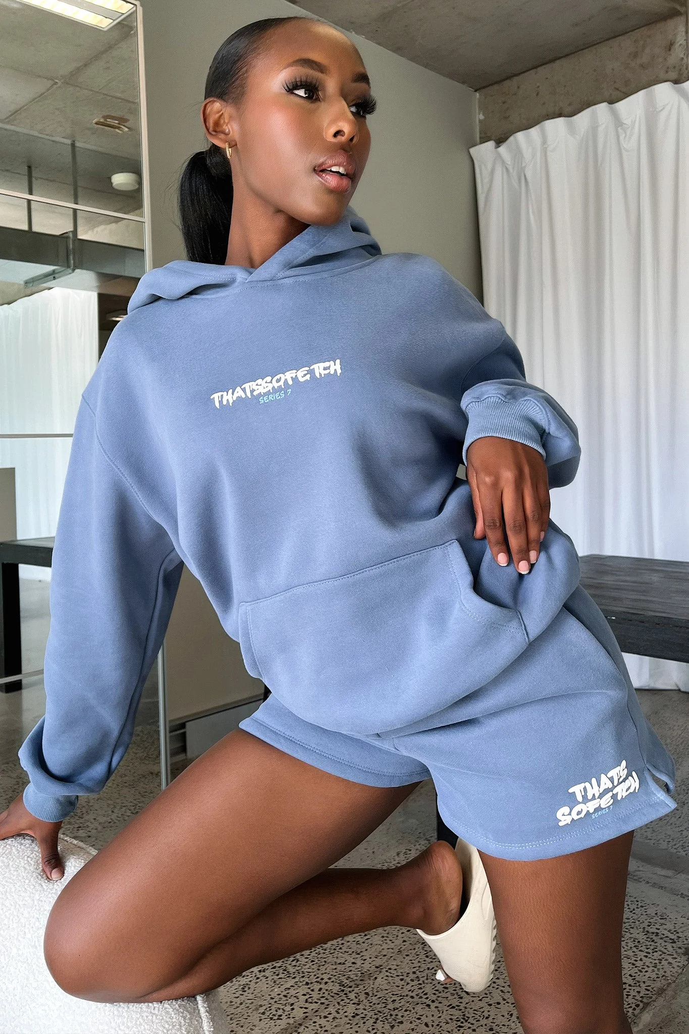 23670-series-7-shorts-blue-1.webp