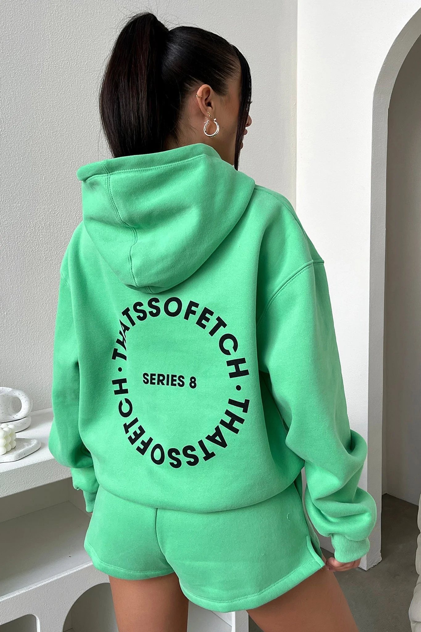 23678-series-8-shorts-green-1.webp