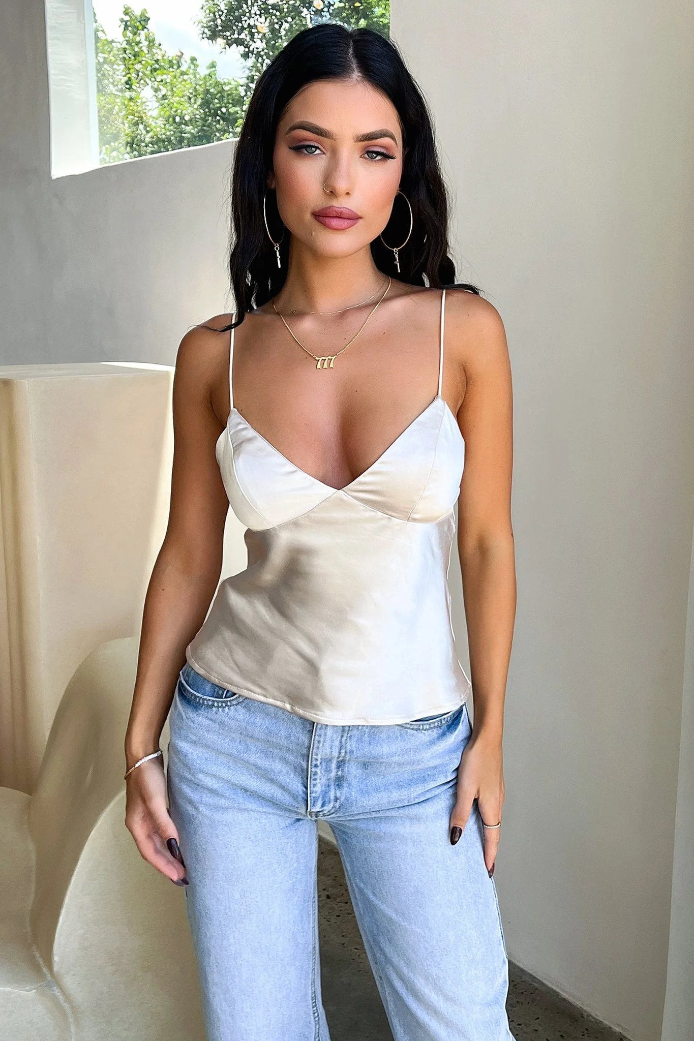 23686-holly-cami-singlet-champagne-1.webp