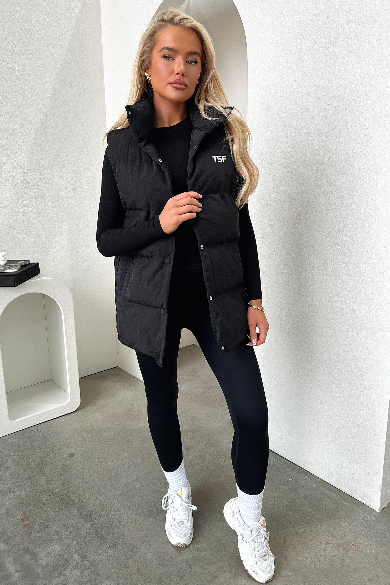 24560-sabre-puffer-vest-black-1.jpg