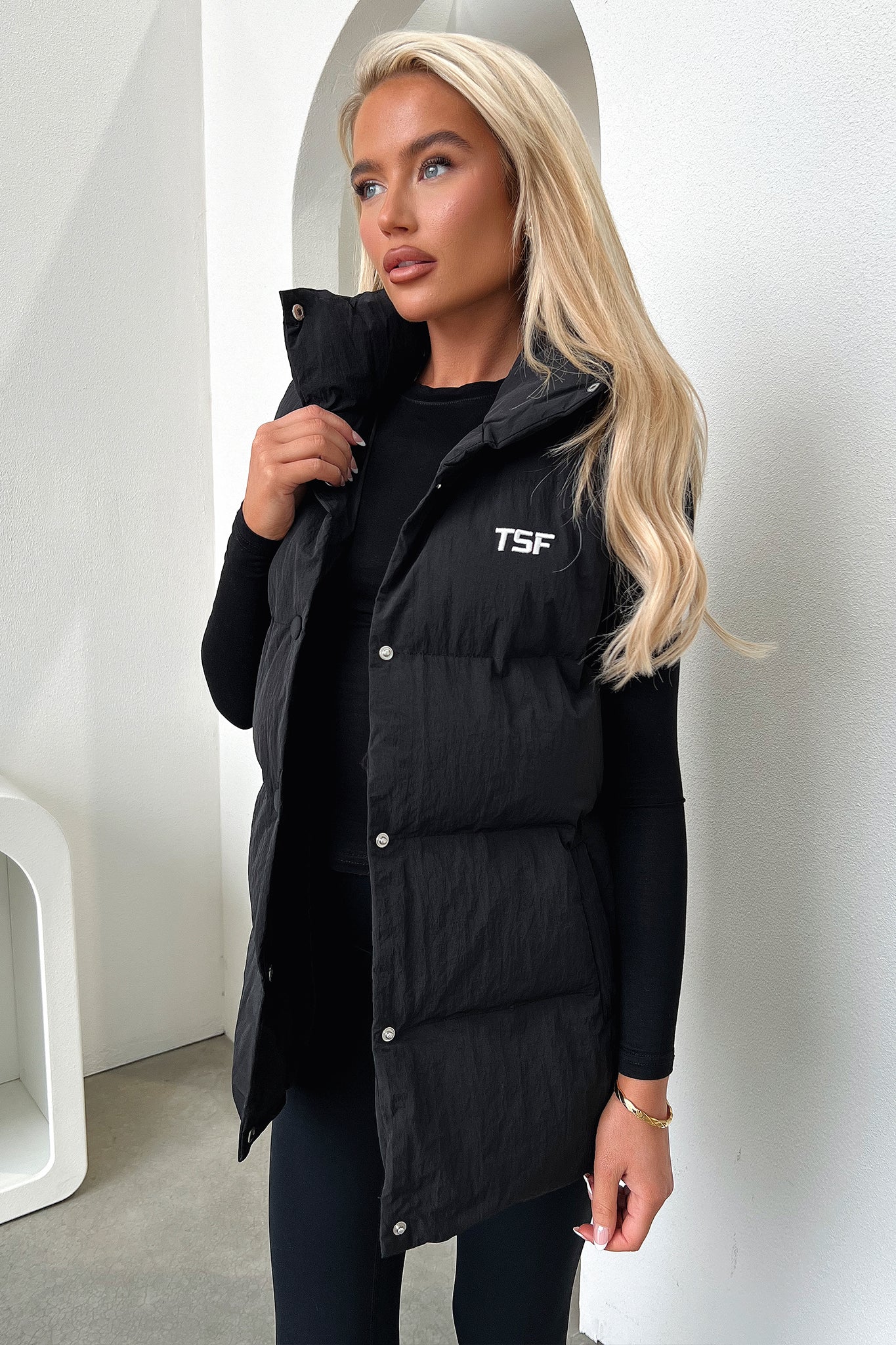 24560-sabre-puffer-vest-black-1.jpg