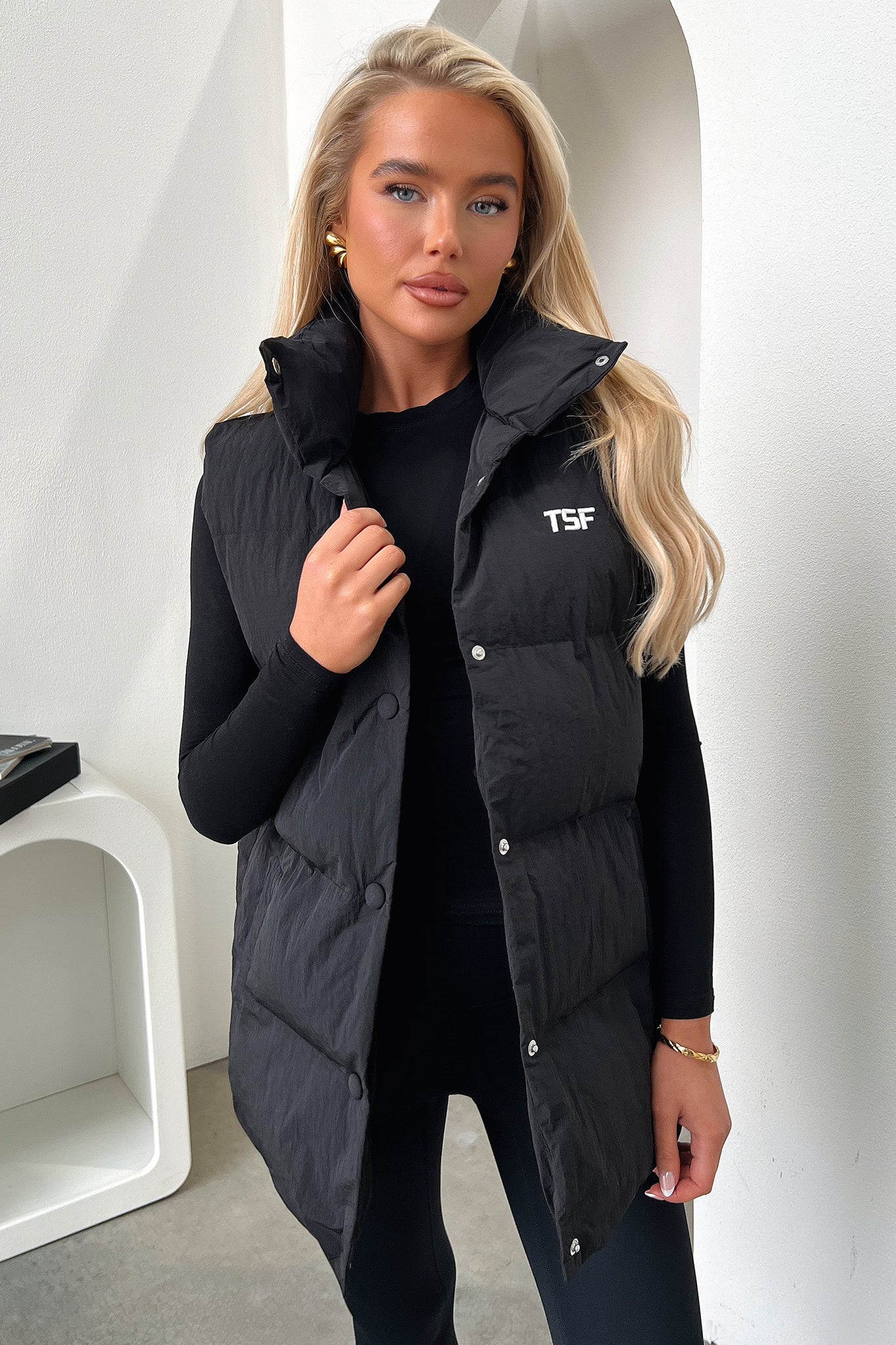 24560-sabre-puffer-vest-black-1.jpg