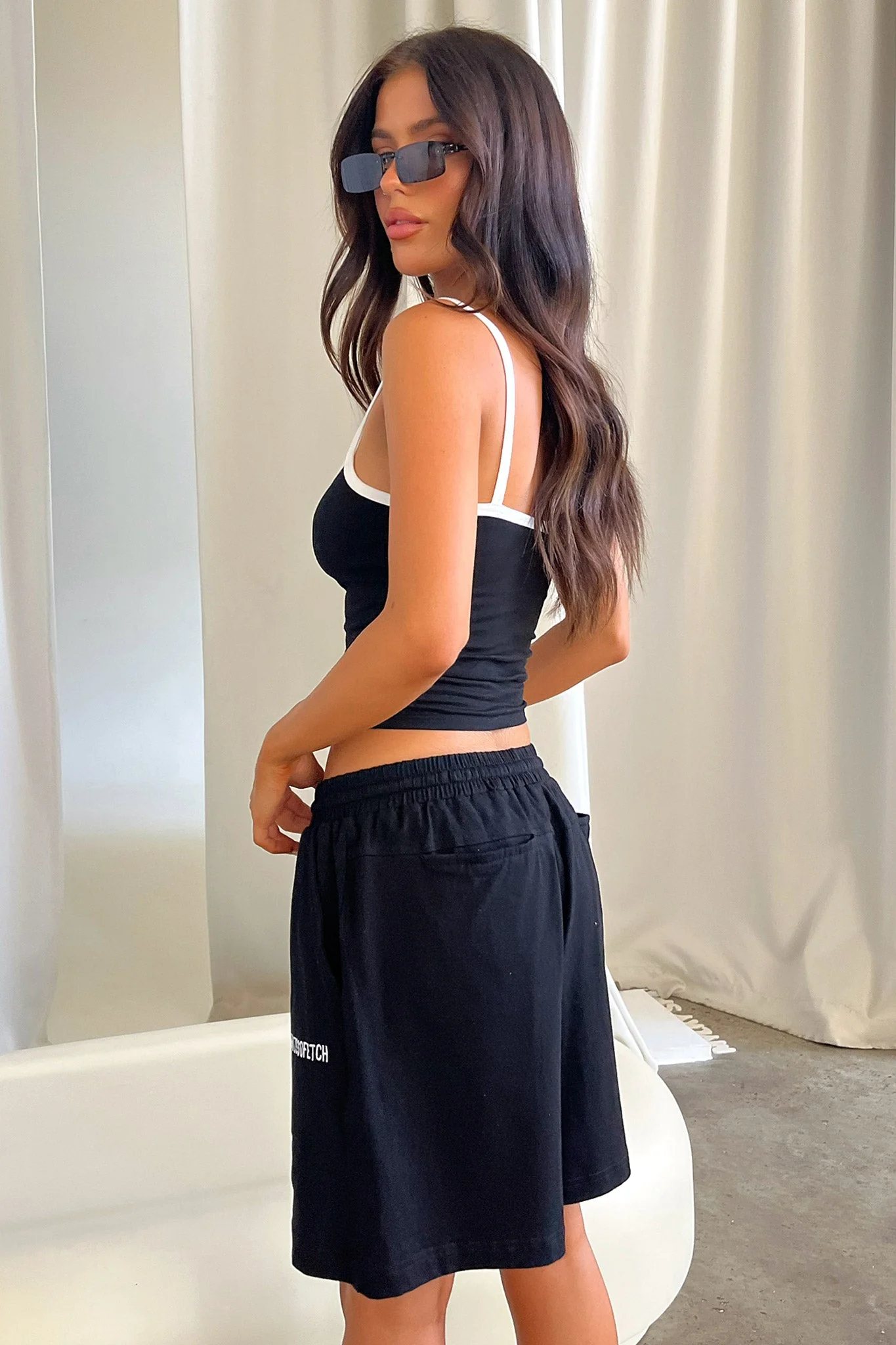 24579-jaska-3-4-shorts-black-1.webp