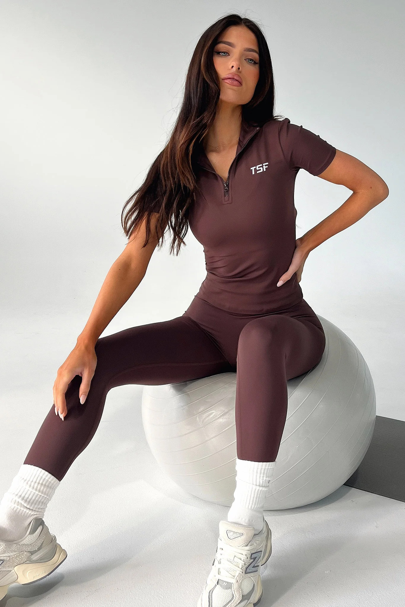 24695-zaiden-top-brown-1.webp
