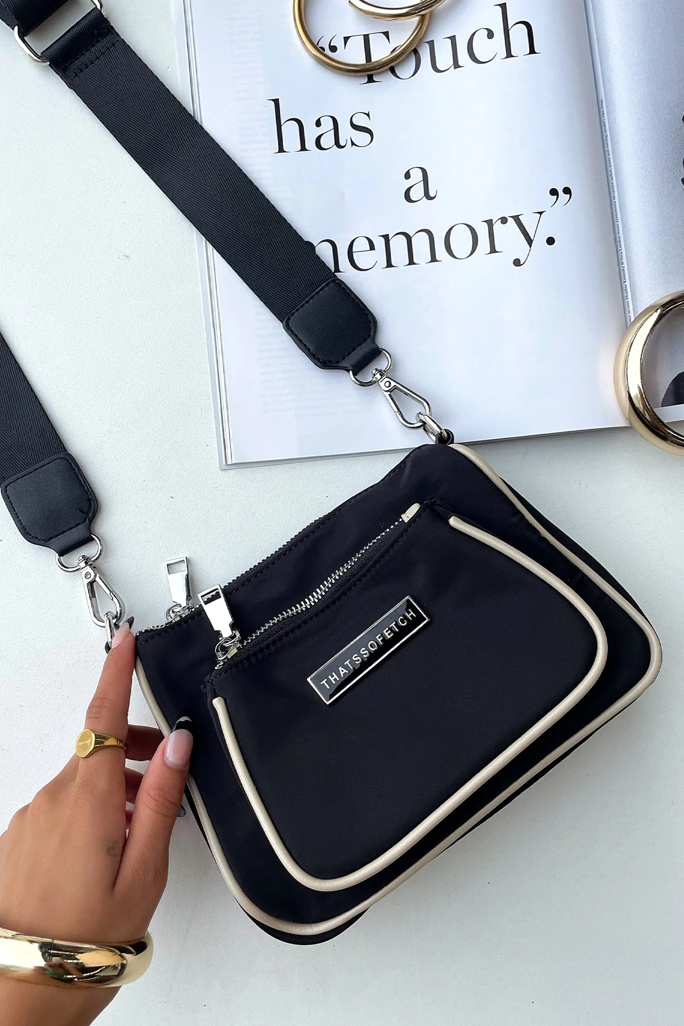24784-paige-crossbody-bag-black-1.webp