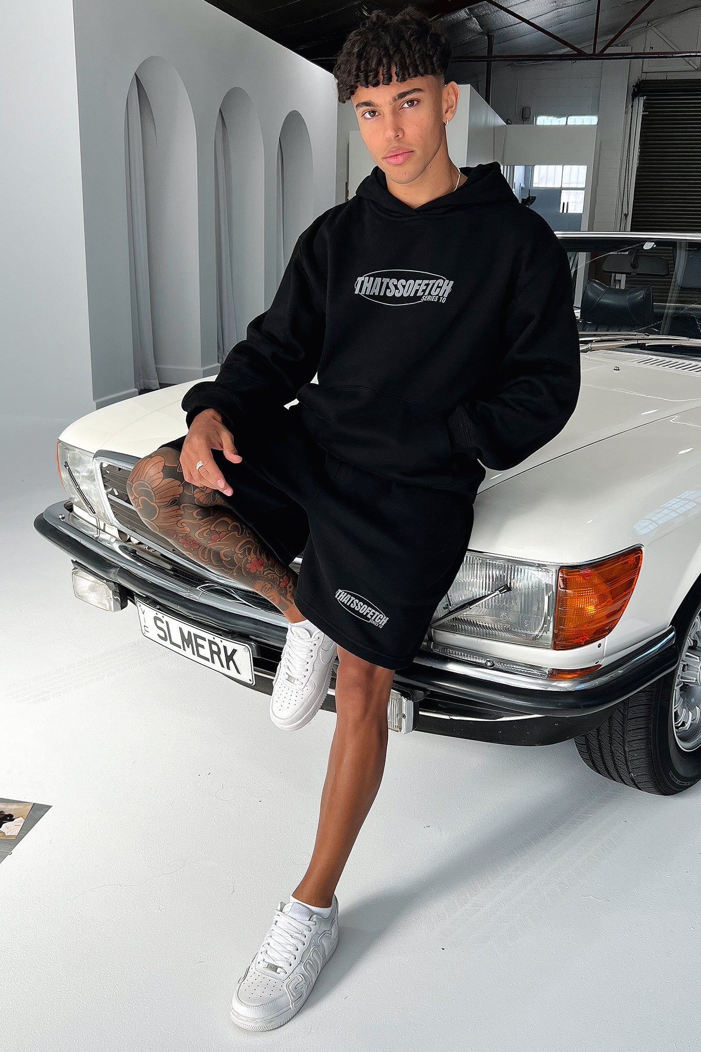 25333-series-10-3-4-shorts-black-1.jpg