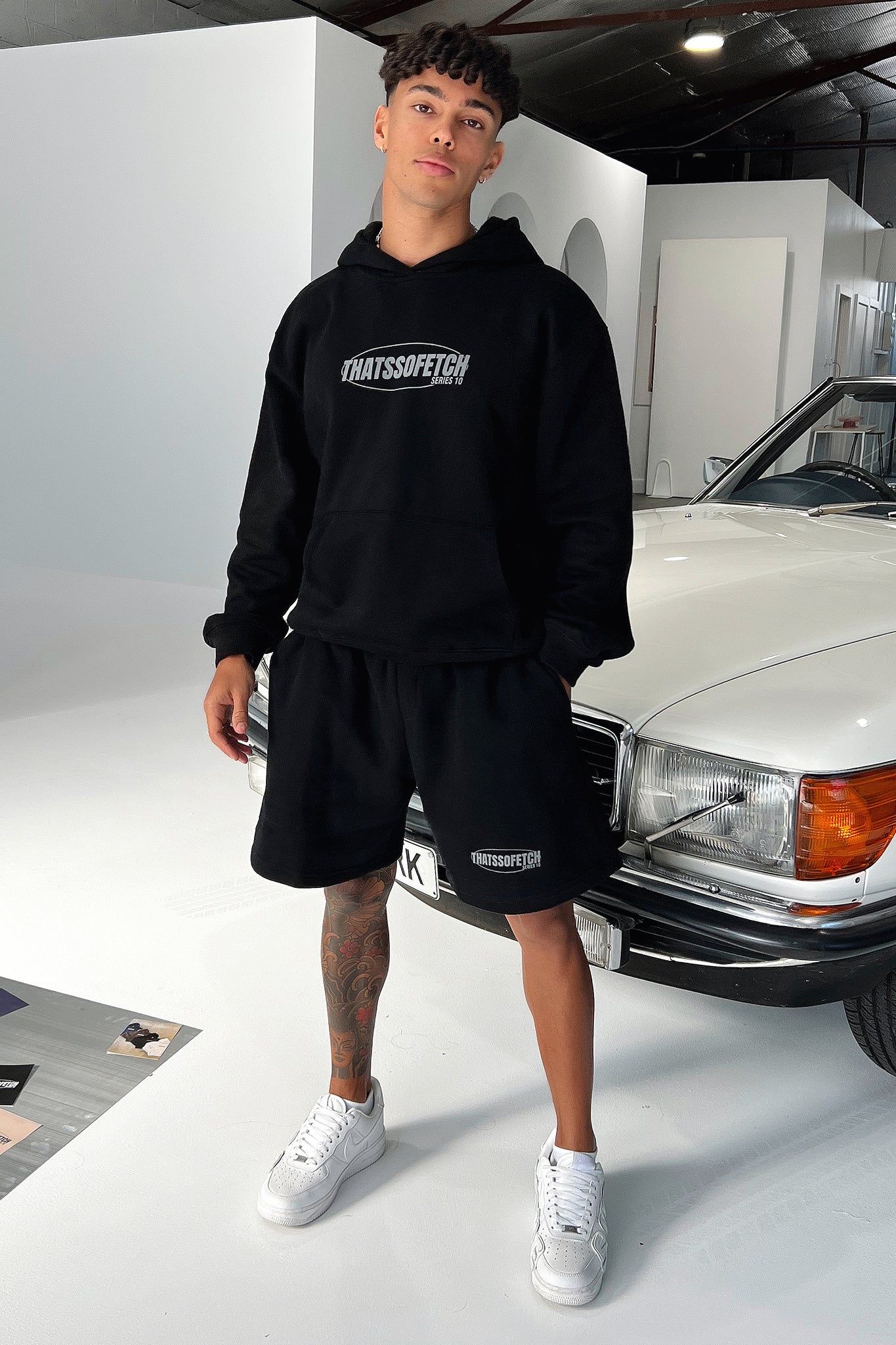 25333-series-10-3-4-shorts-black-1.jpg