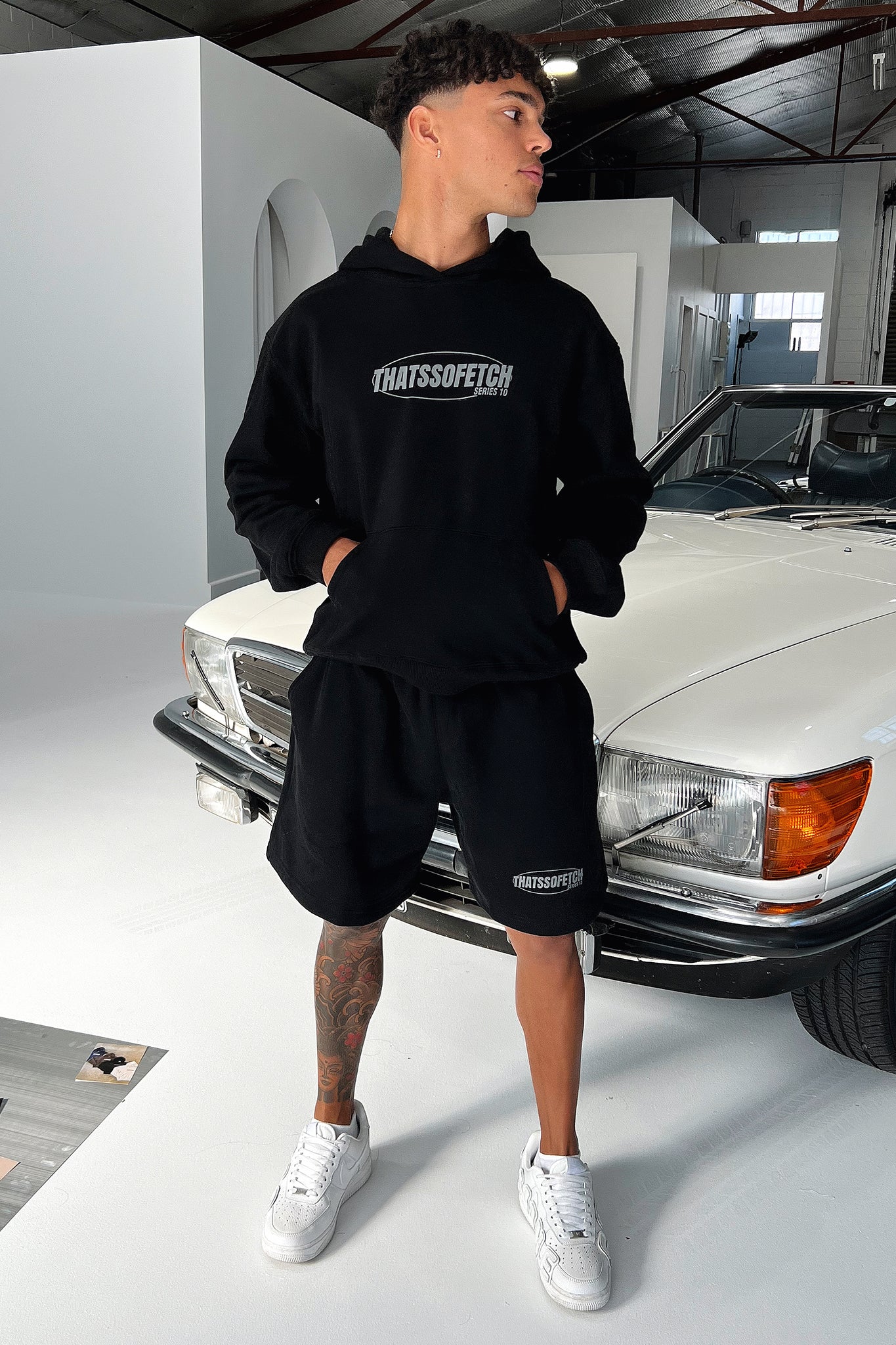 25333-series-10-3-4-shorts-black-1.jpg