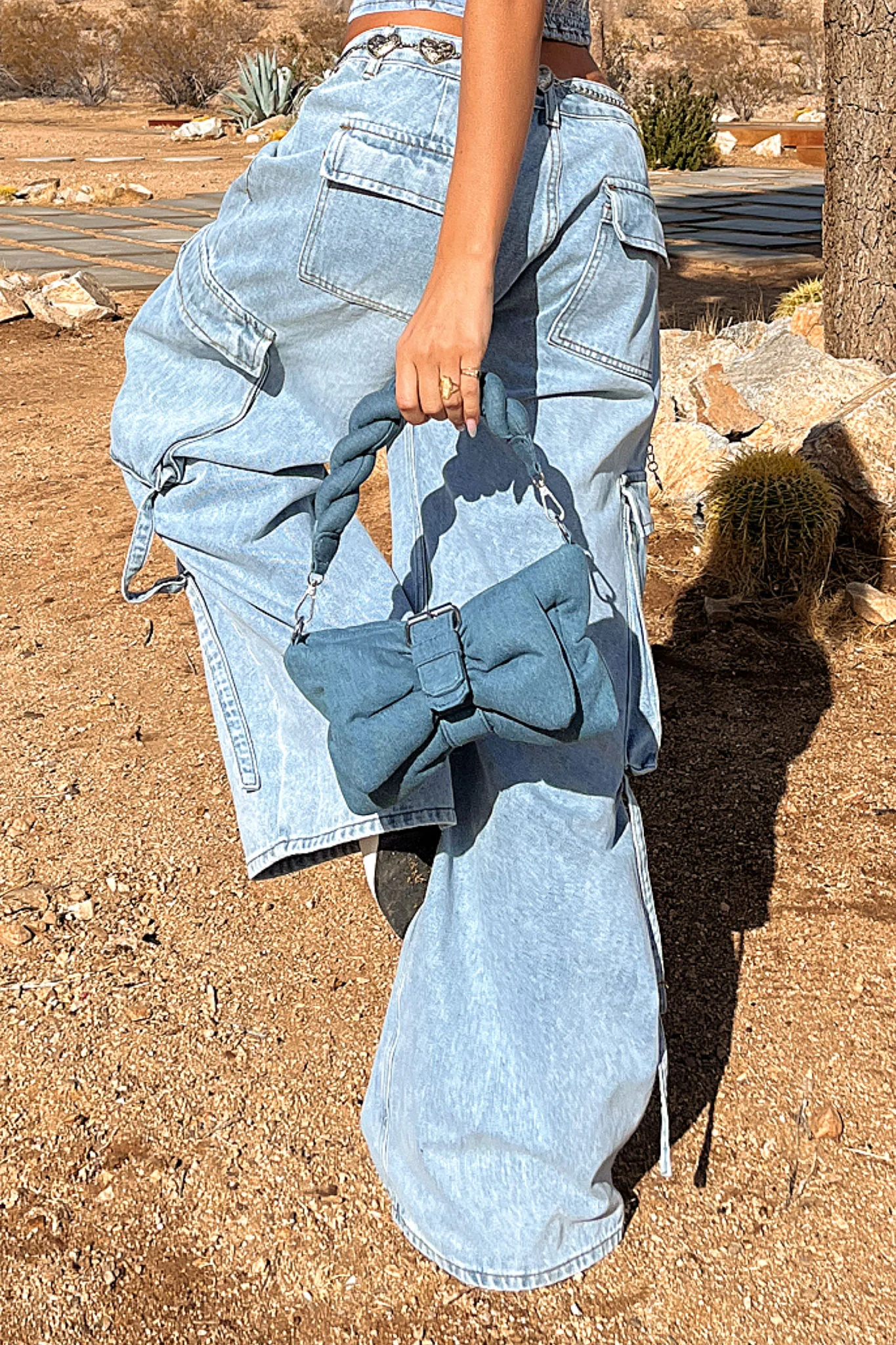 25641-maddox-shoulder-bag-blue-denim-1.jpg